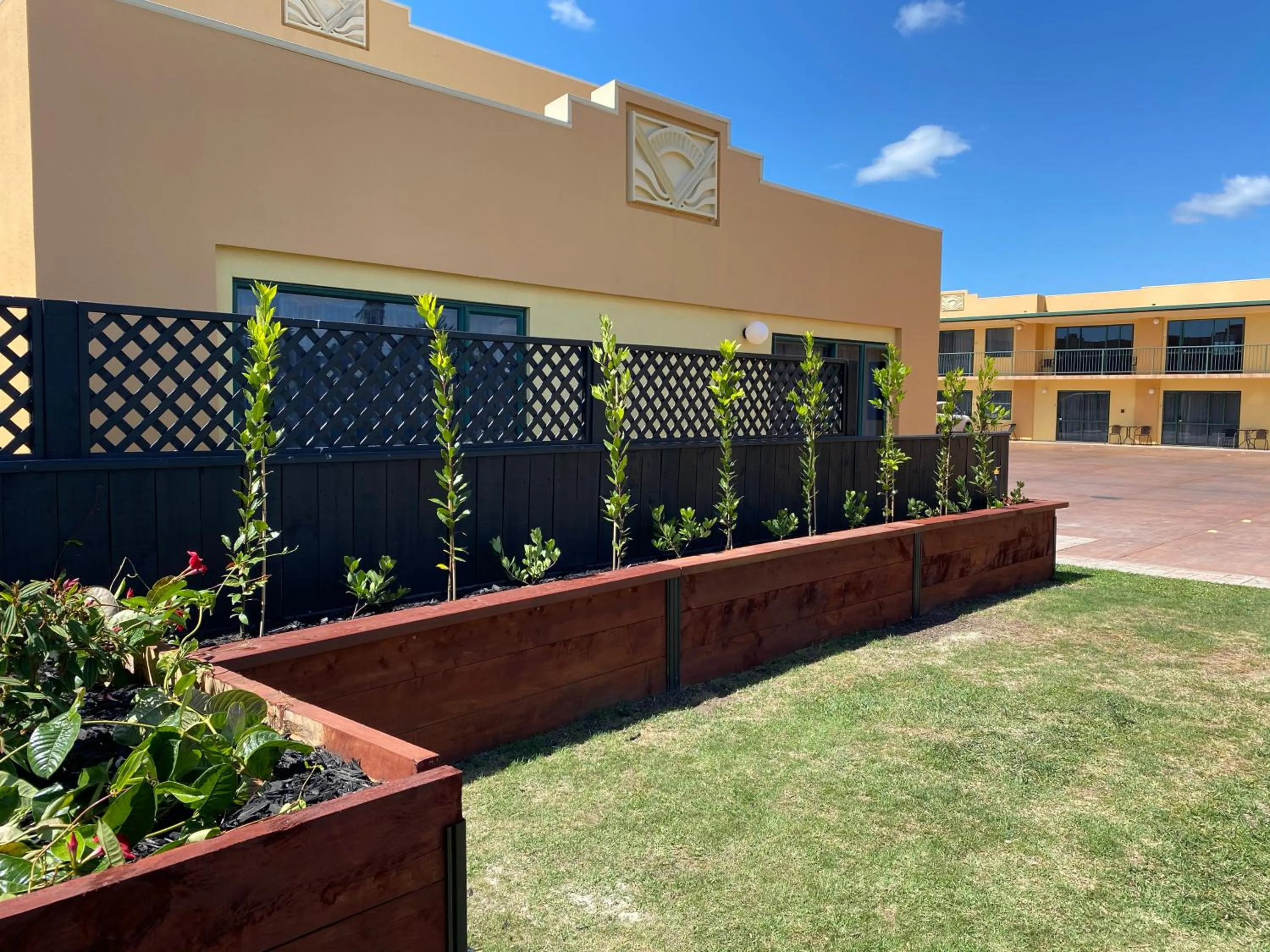 Garden view in Deco City Motor Lodge