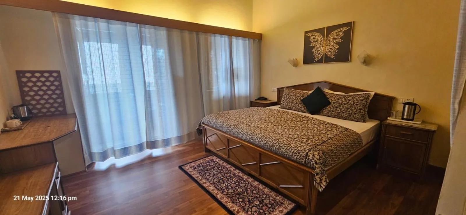 Bed in Hotel Padmini NIvas