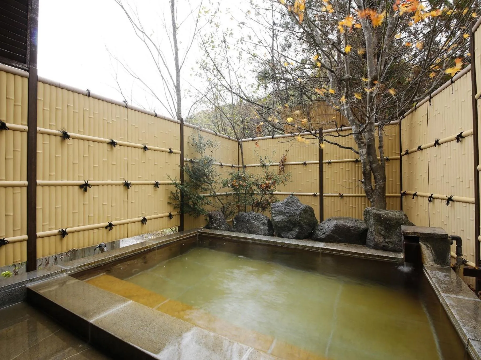 Day in Ryokan Kutsuroginoya Yuu