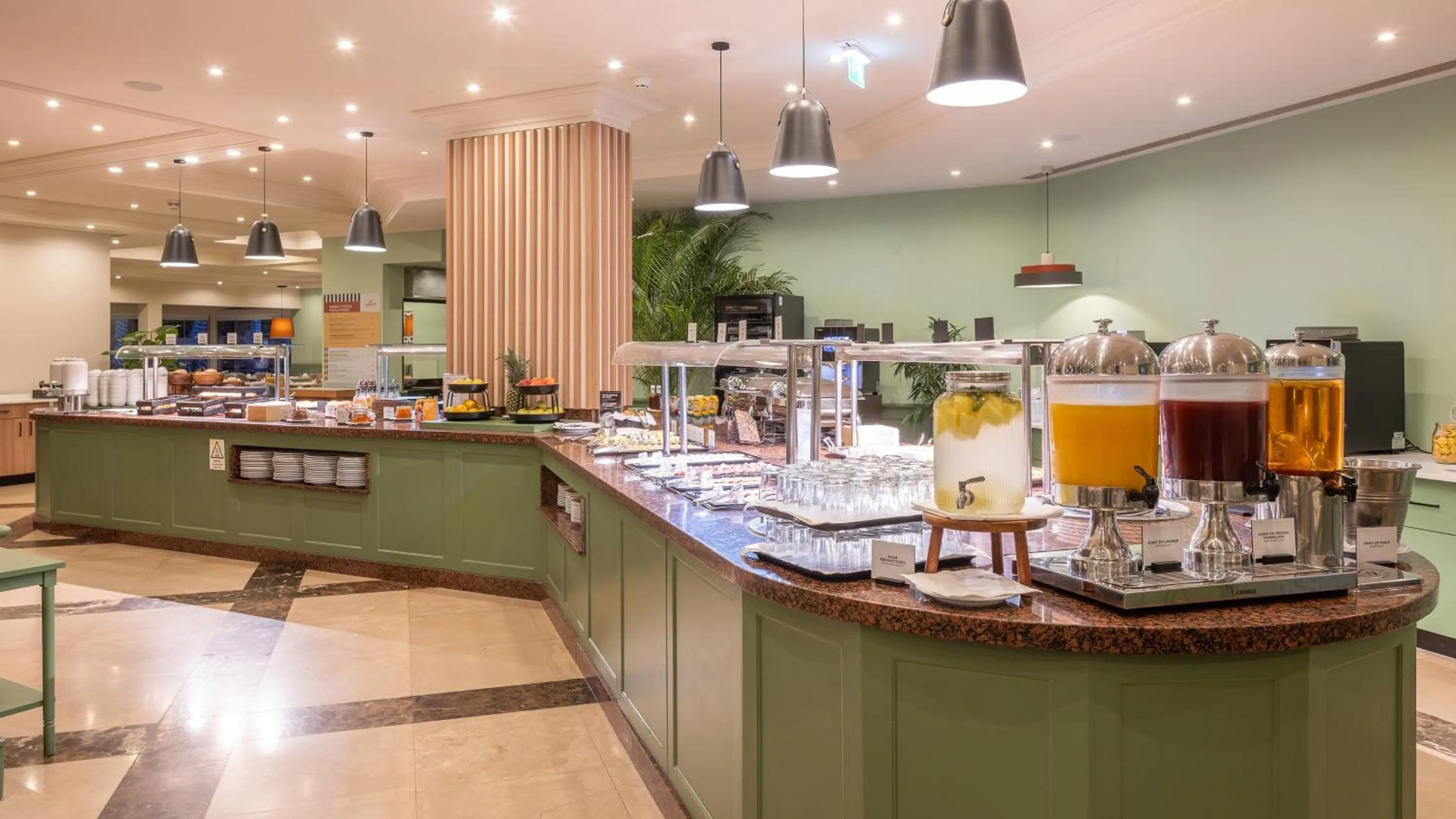 Breakfast in Holiday Inn Algarve Albufeira by IHG