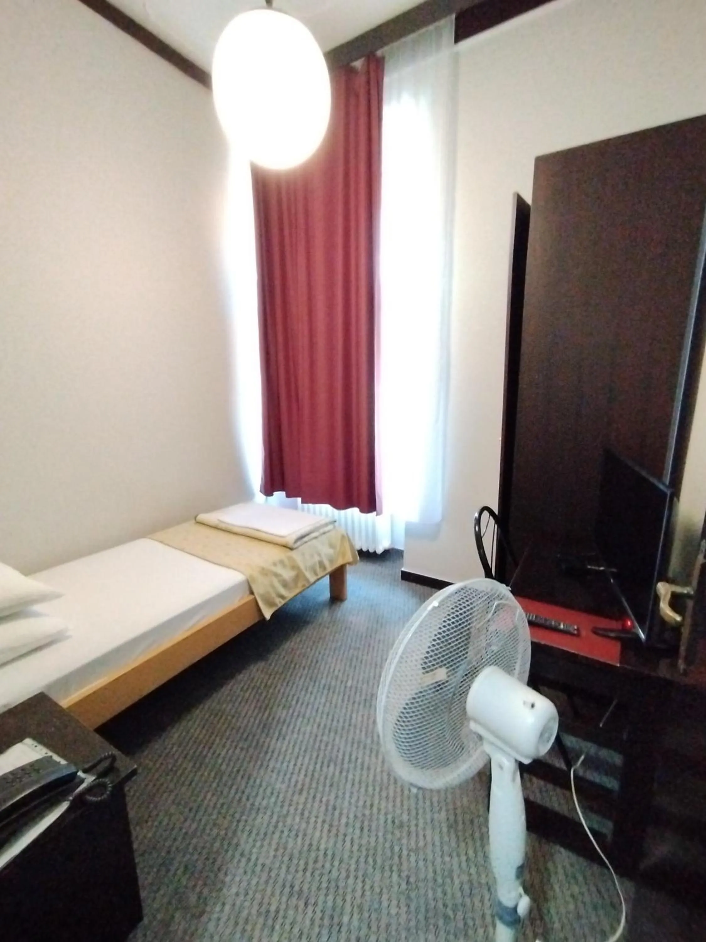 Bedroom, Bed in Hotel Vojvodina