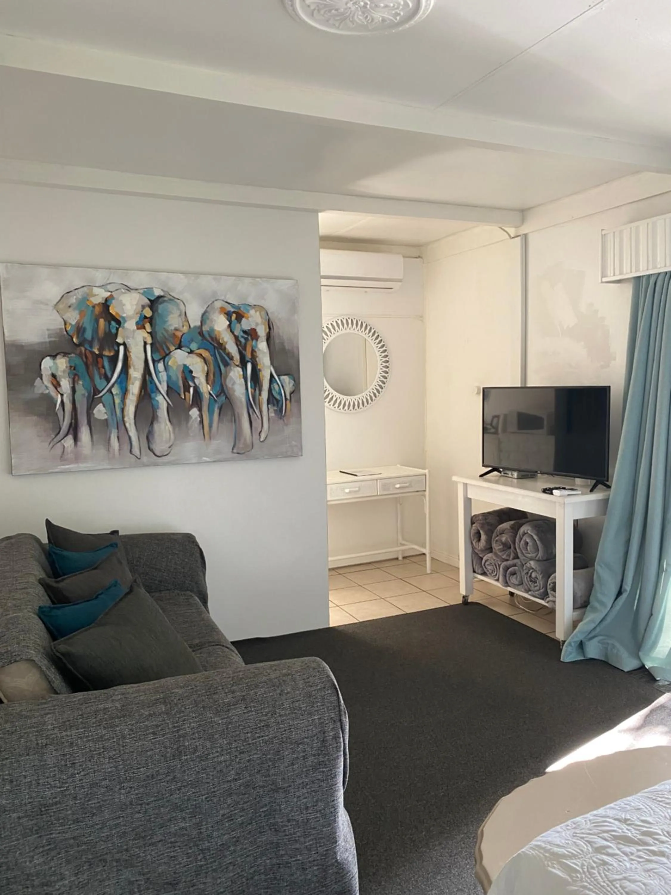 Bed in White River B & B