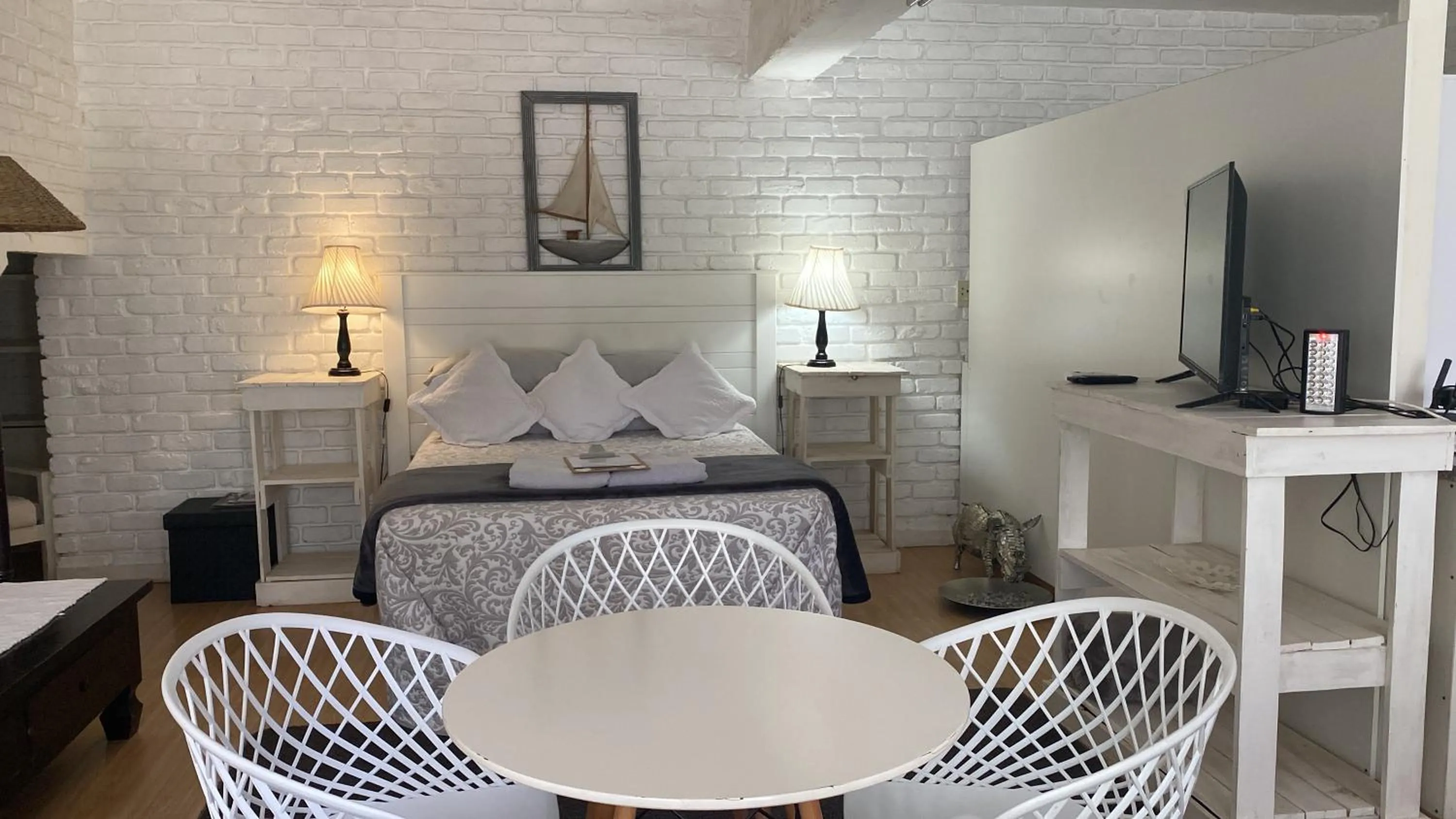 Bed in White River B & B