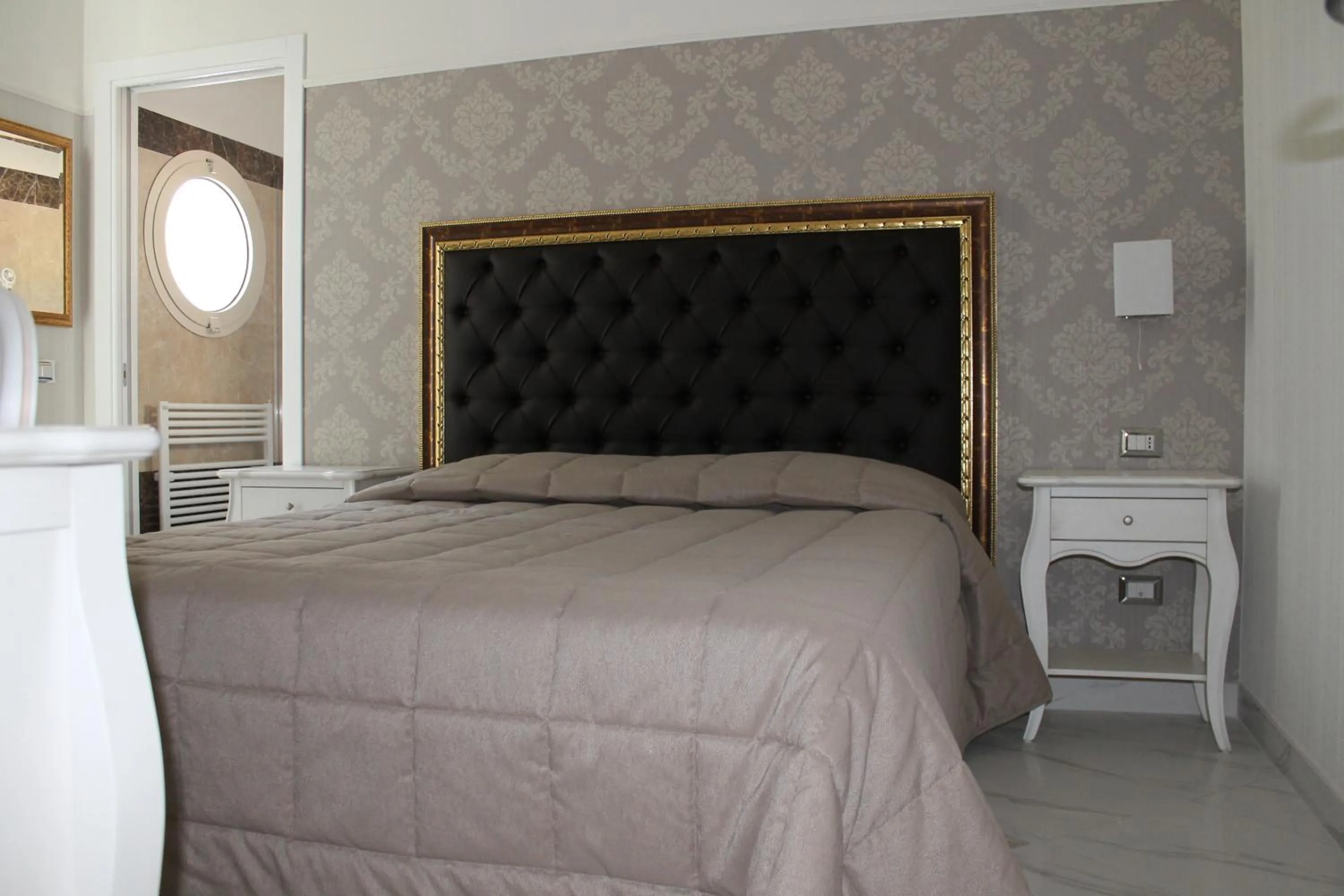 TV and multimedia, Bed in Hotel Residence Villa Del Mare