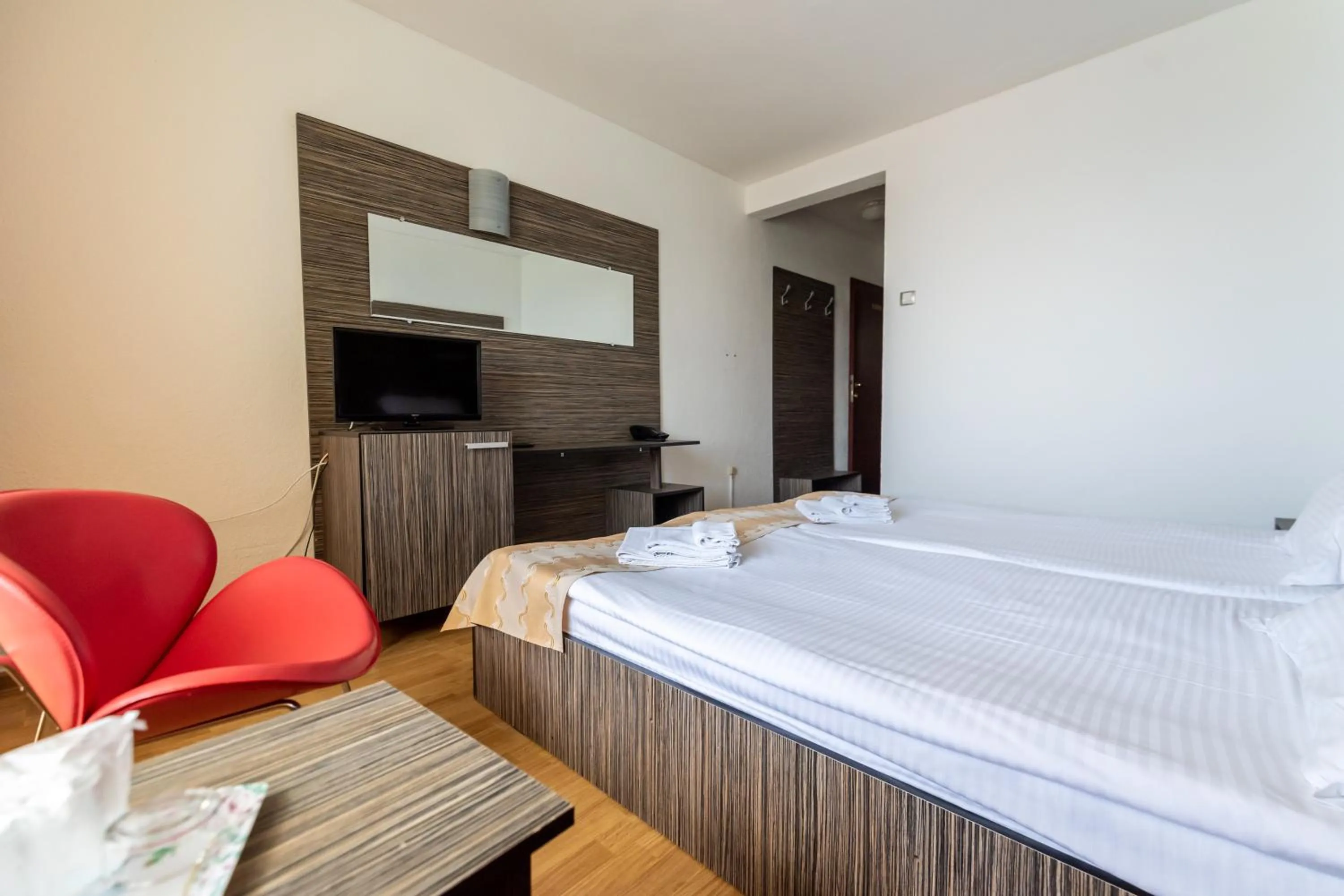 Bed in Hotel Capitol