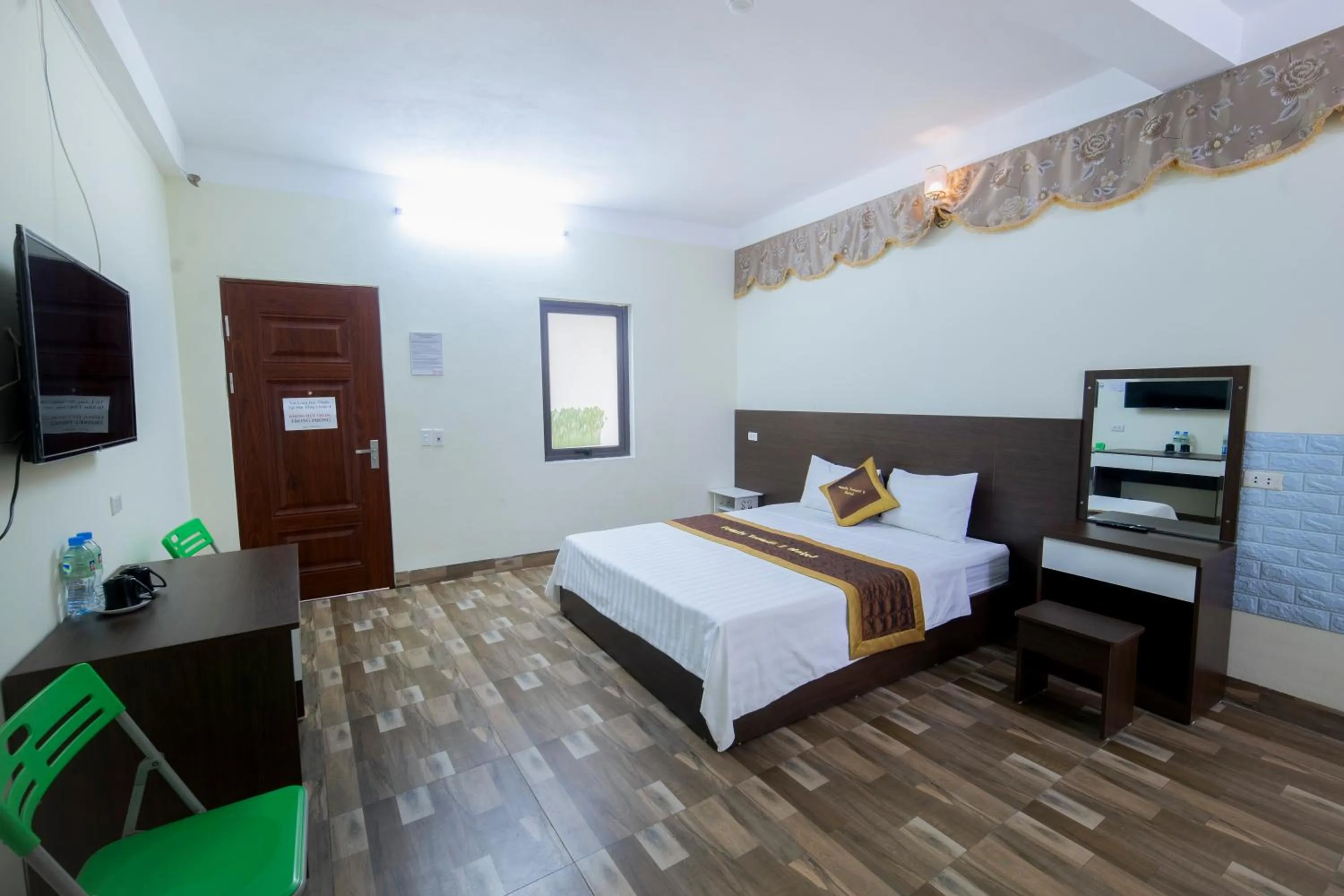 Bedroom, Bed in Coffe House Homestay