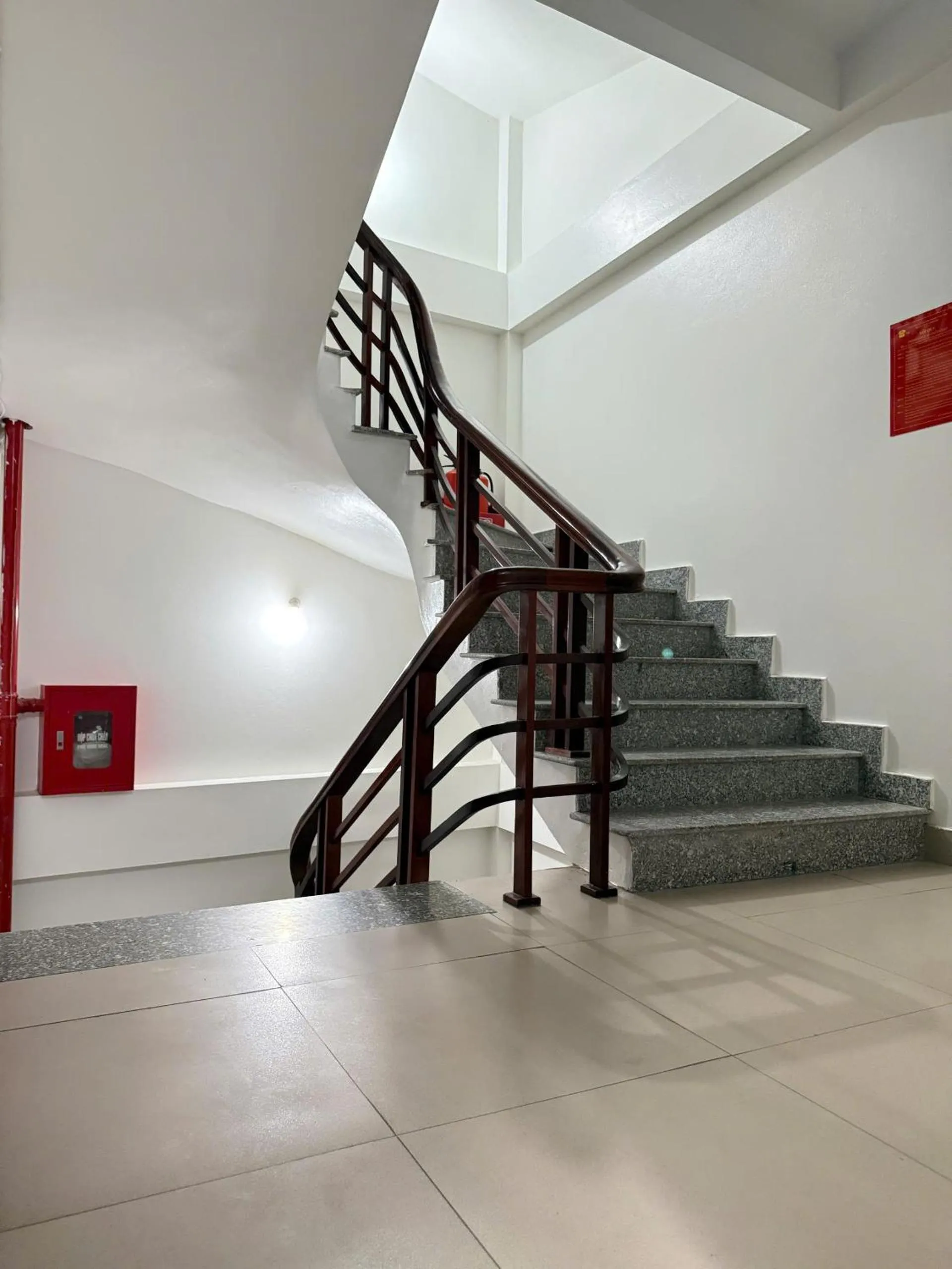 Other in Family Transit 2 Hotel