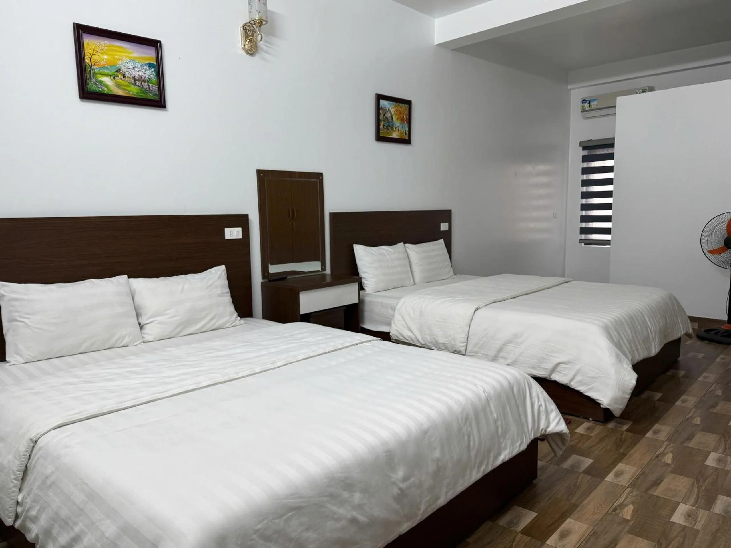 Bed in Family Transit 2 Hotel