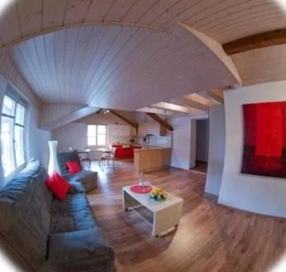 Photo of the whole room in Hôtel de l'Etoile