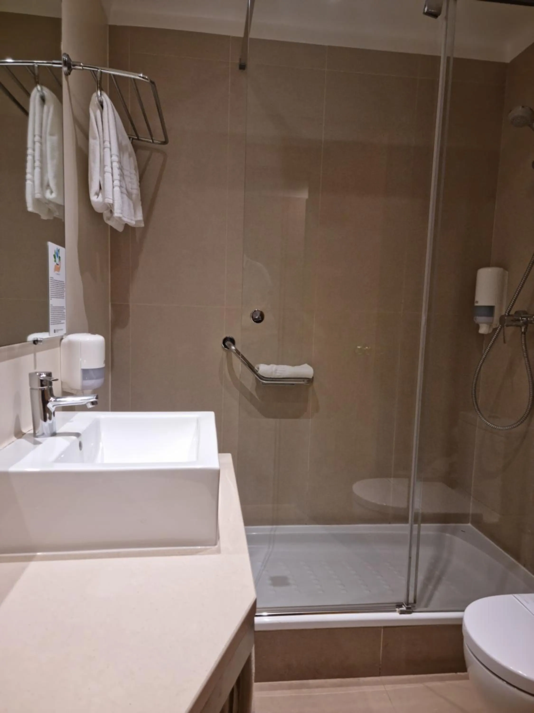 Toilet in Hotel Principe Lisboa