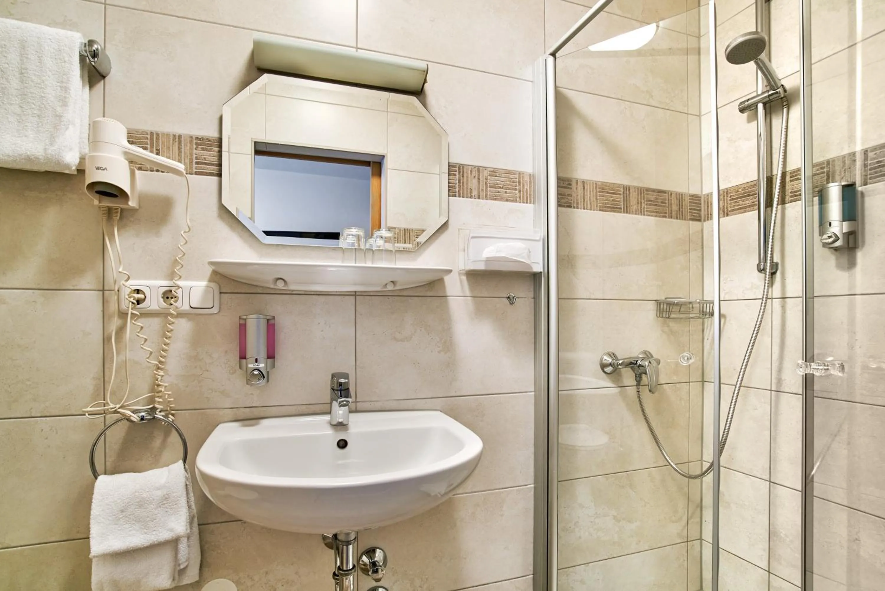 Bathroom in Gasthof Gigl