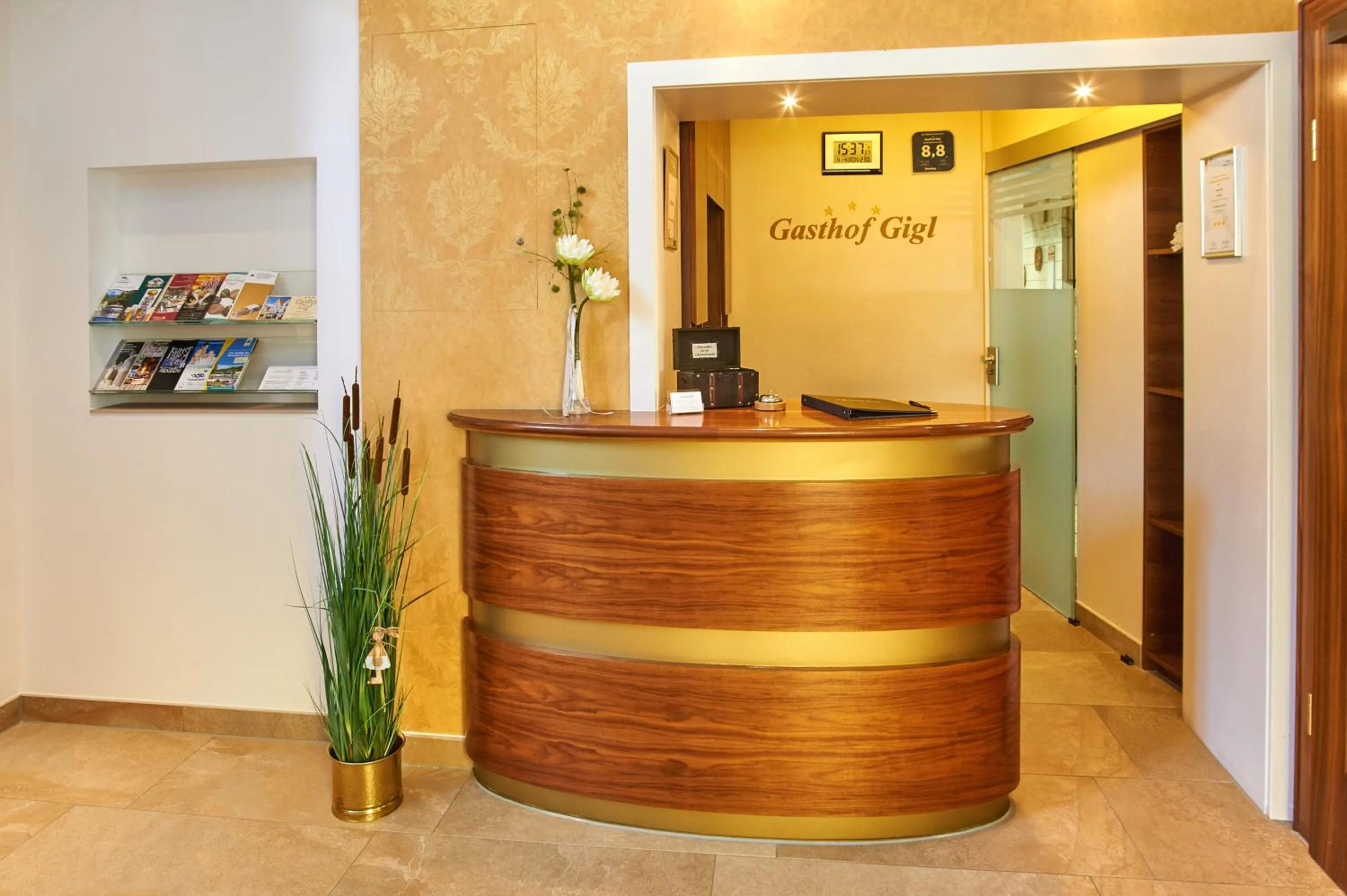 Lobby or reception in Gasthof Gigl