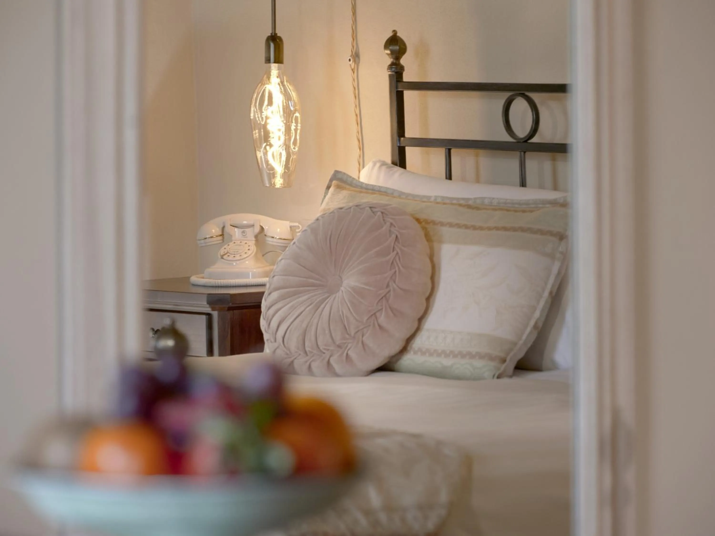 Bedroom, Bed in Tenuta Montemagno Relais & Wines