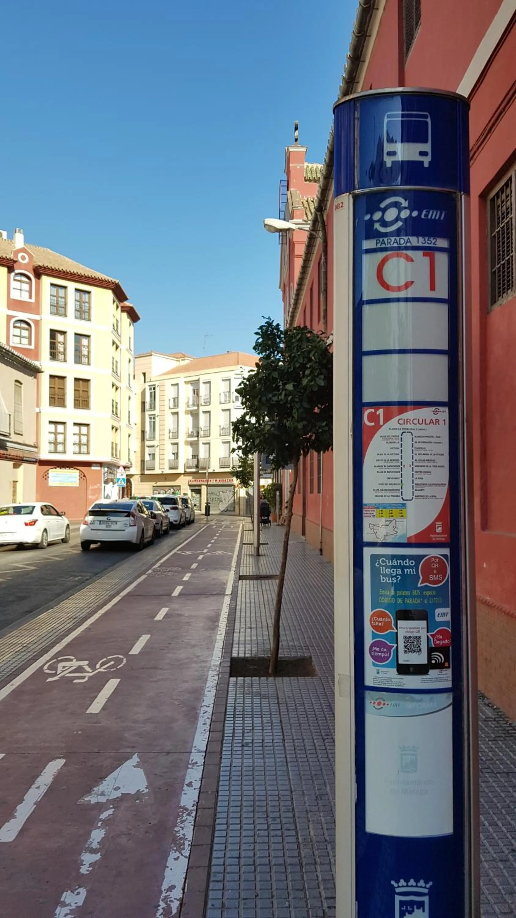 Street view in ELENA Flat Malaga Center