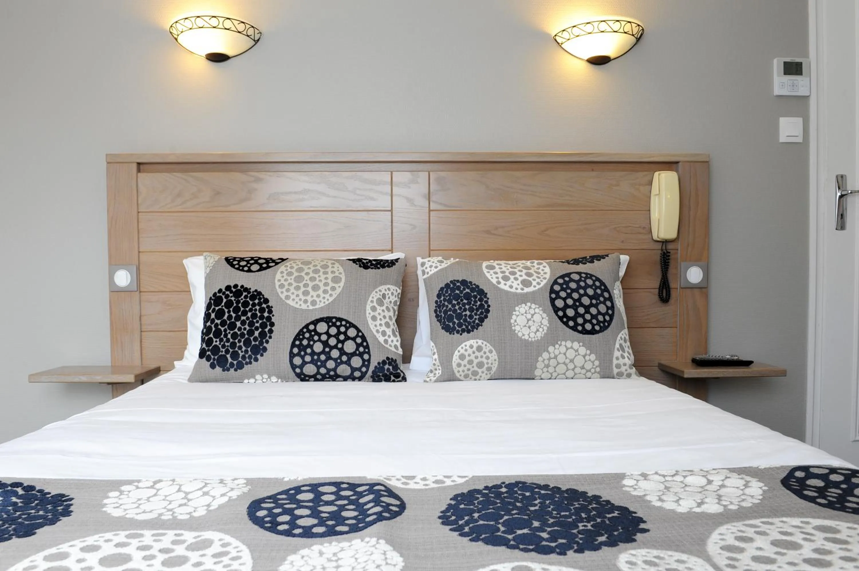 Decorative detail, Bed in Manexenea