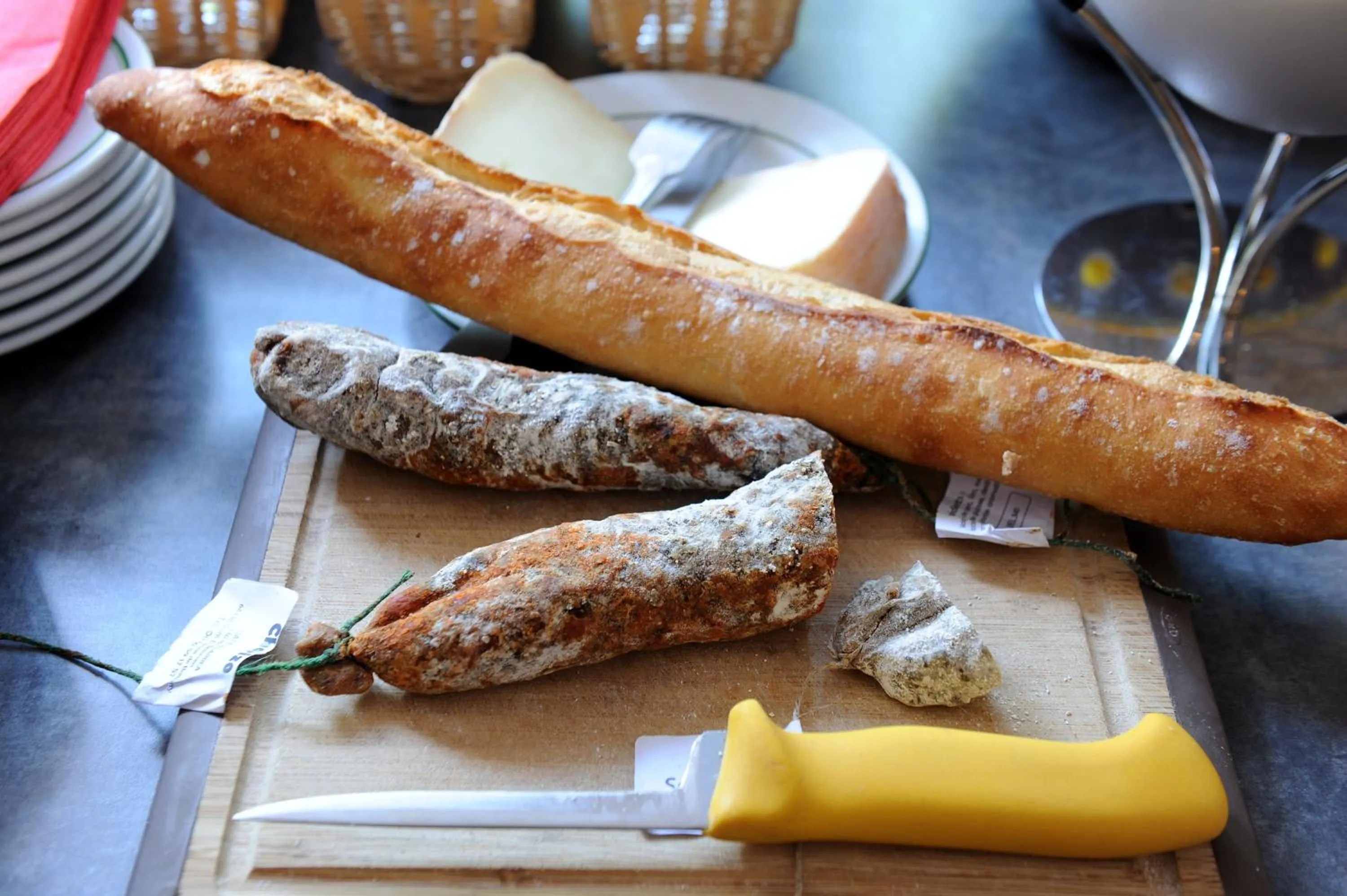 Continental breakfast in Manexenea