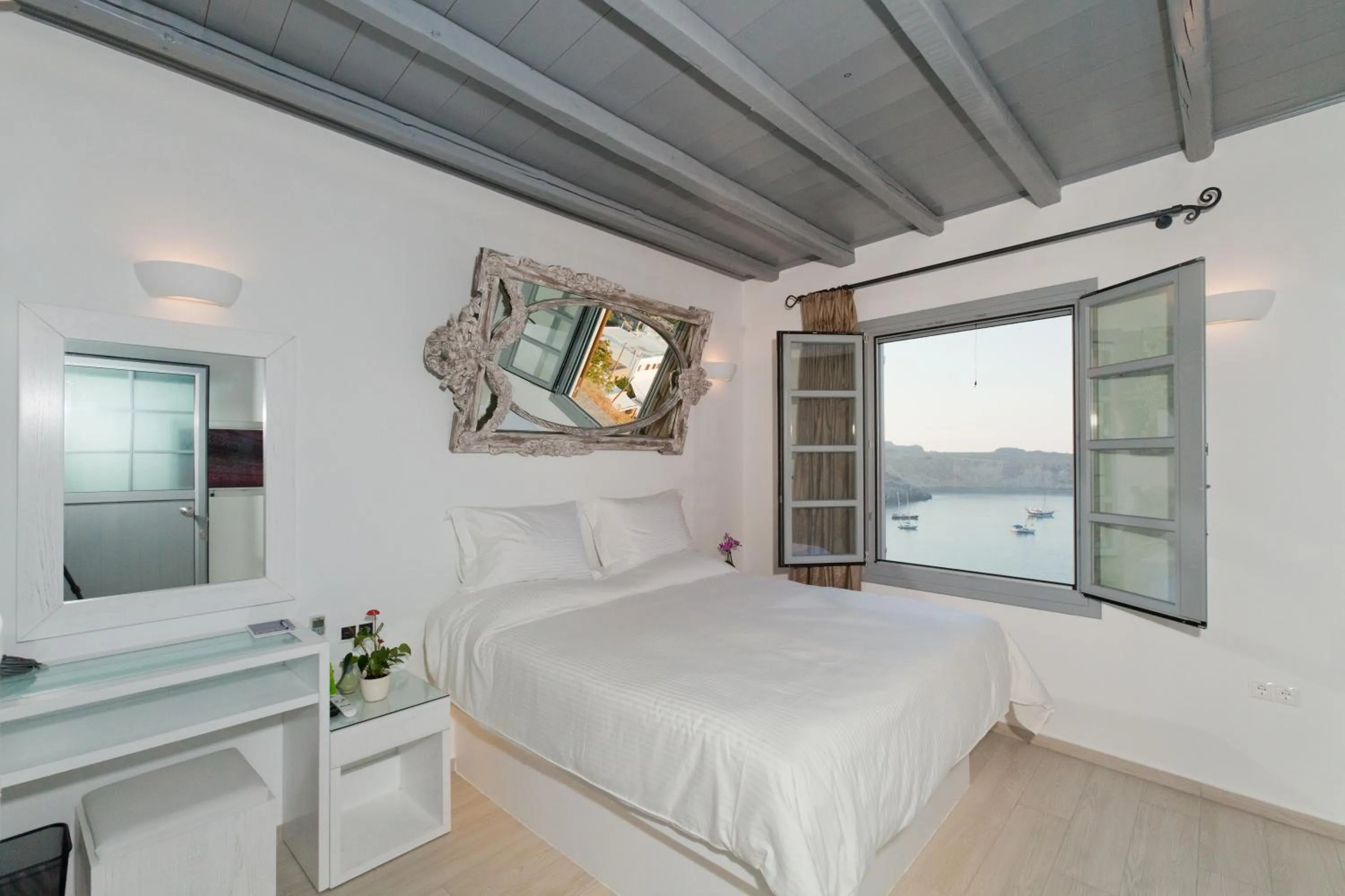Photo of the whole room, Bed in Lindos Shore Boutique Villa with sea view