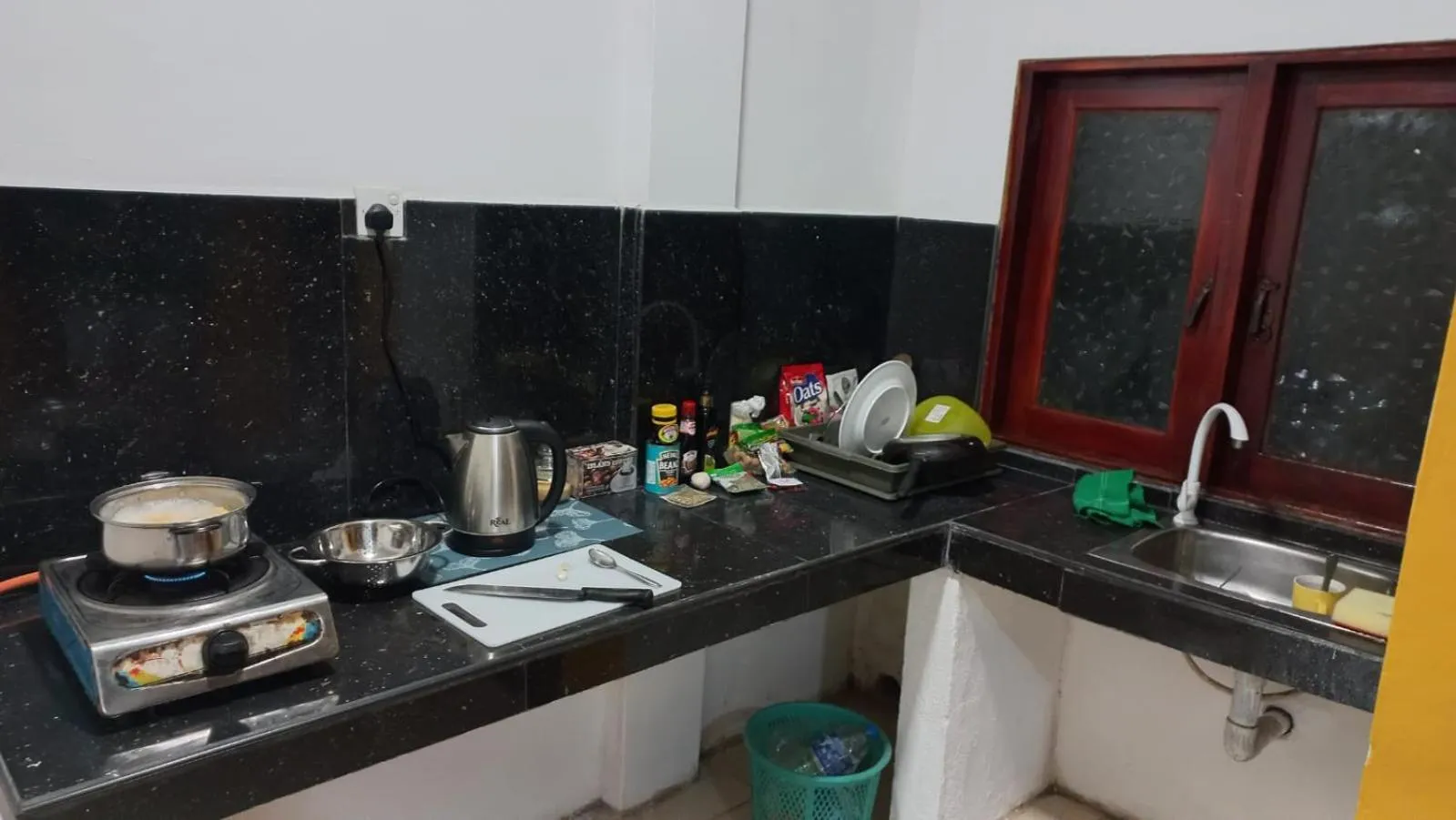 kitchen in Airport Pearl Garden Transit Hotel