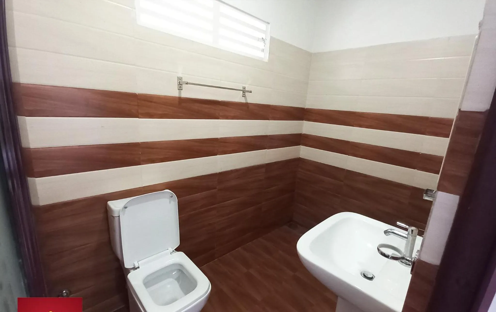 Airport Pearl Garden Transit Hotel