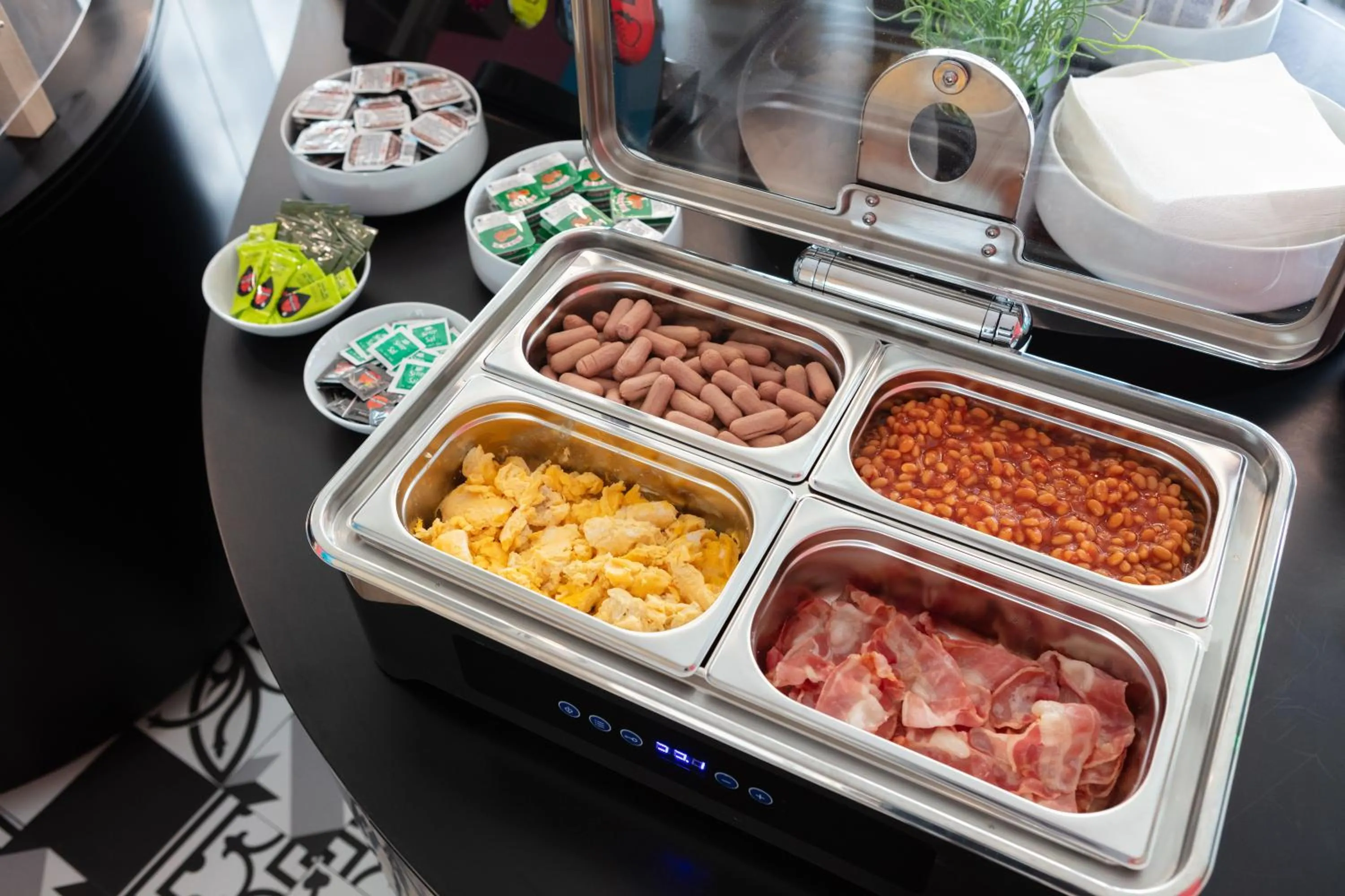 Buffet breakfast in Stay Hotel Évora Centro