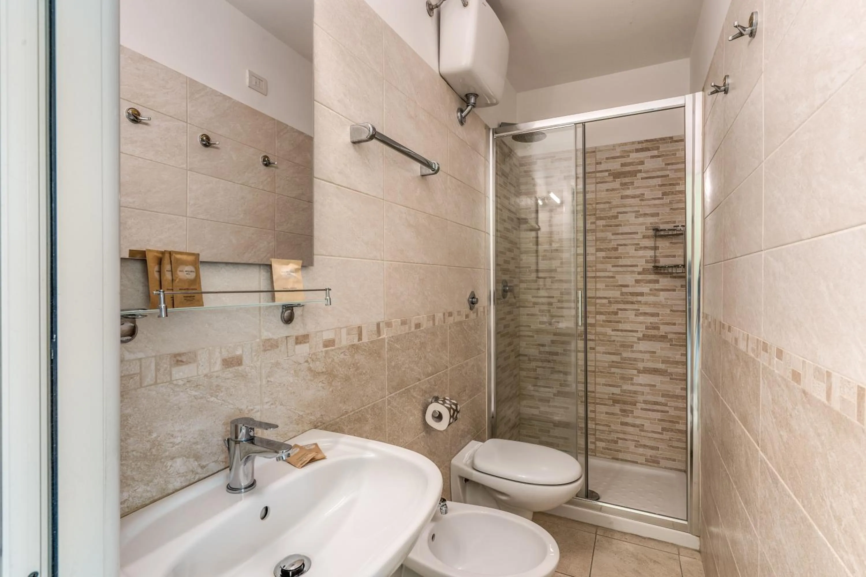 Bathroom in Hotel Katty