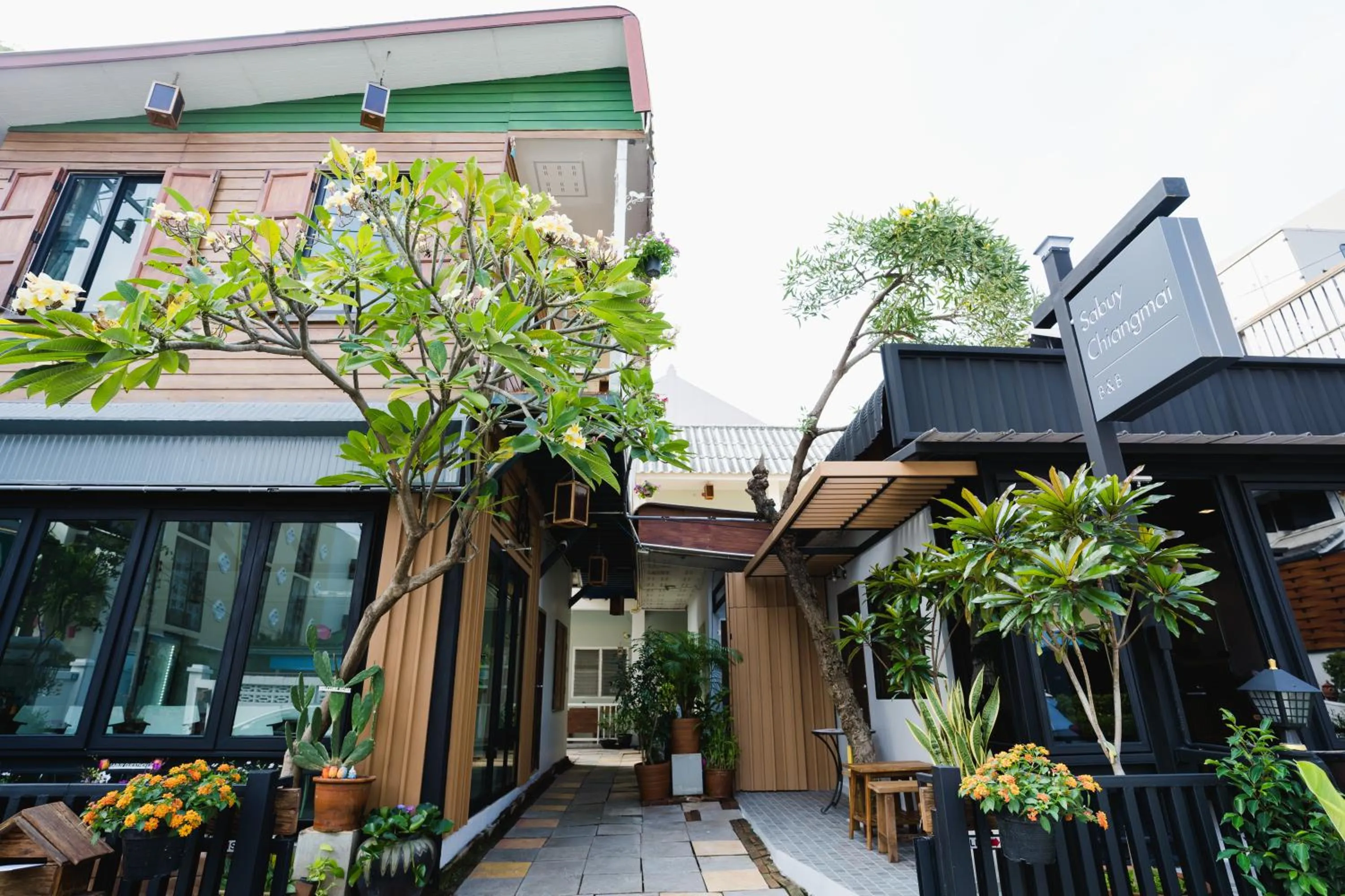 Property building in Sabuy Chiangmai