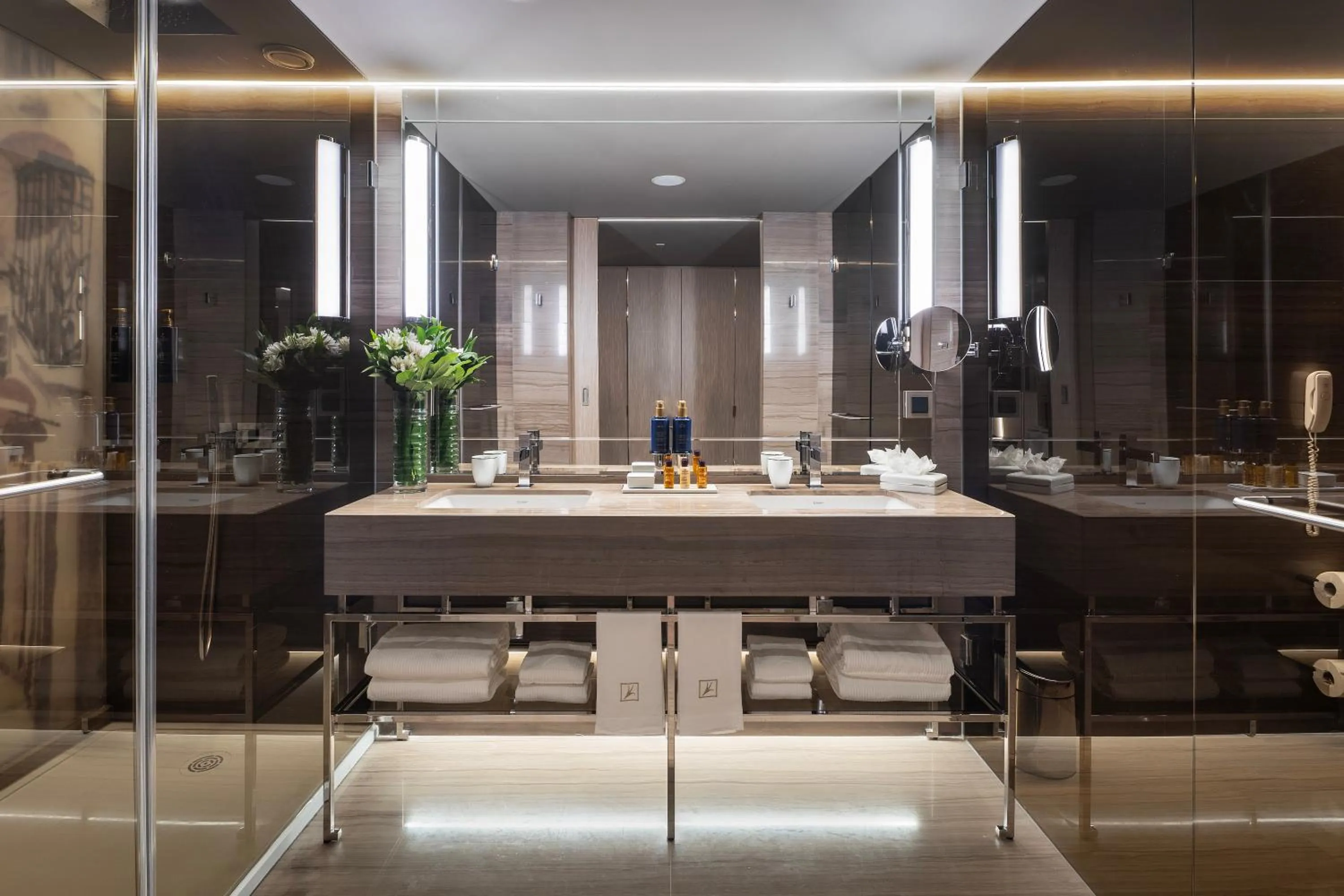 Bathroom in EPIC SANA Marquês Hotel