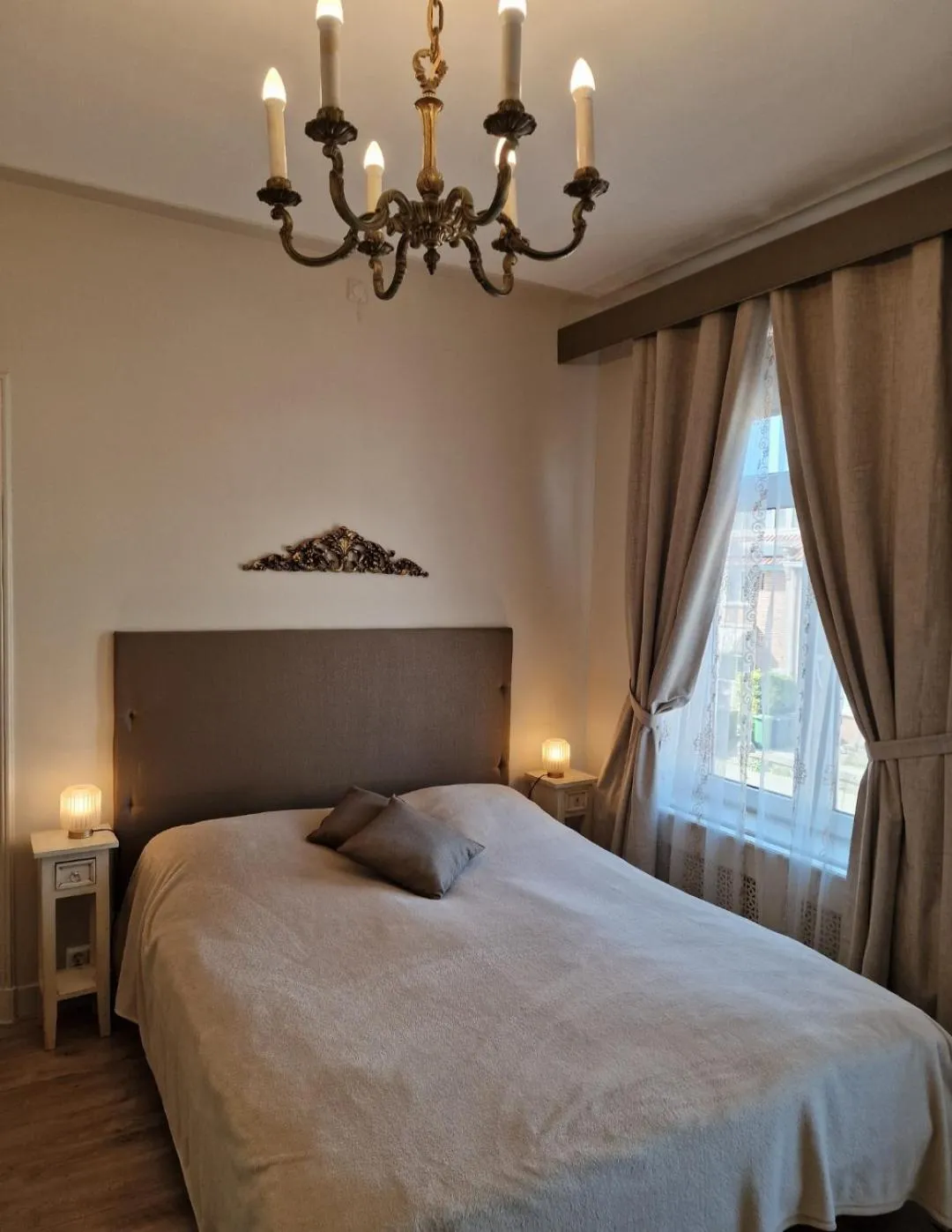 Bed in Pension Zee en Duinzicht