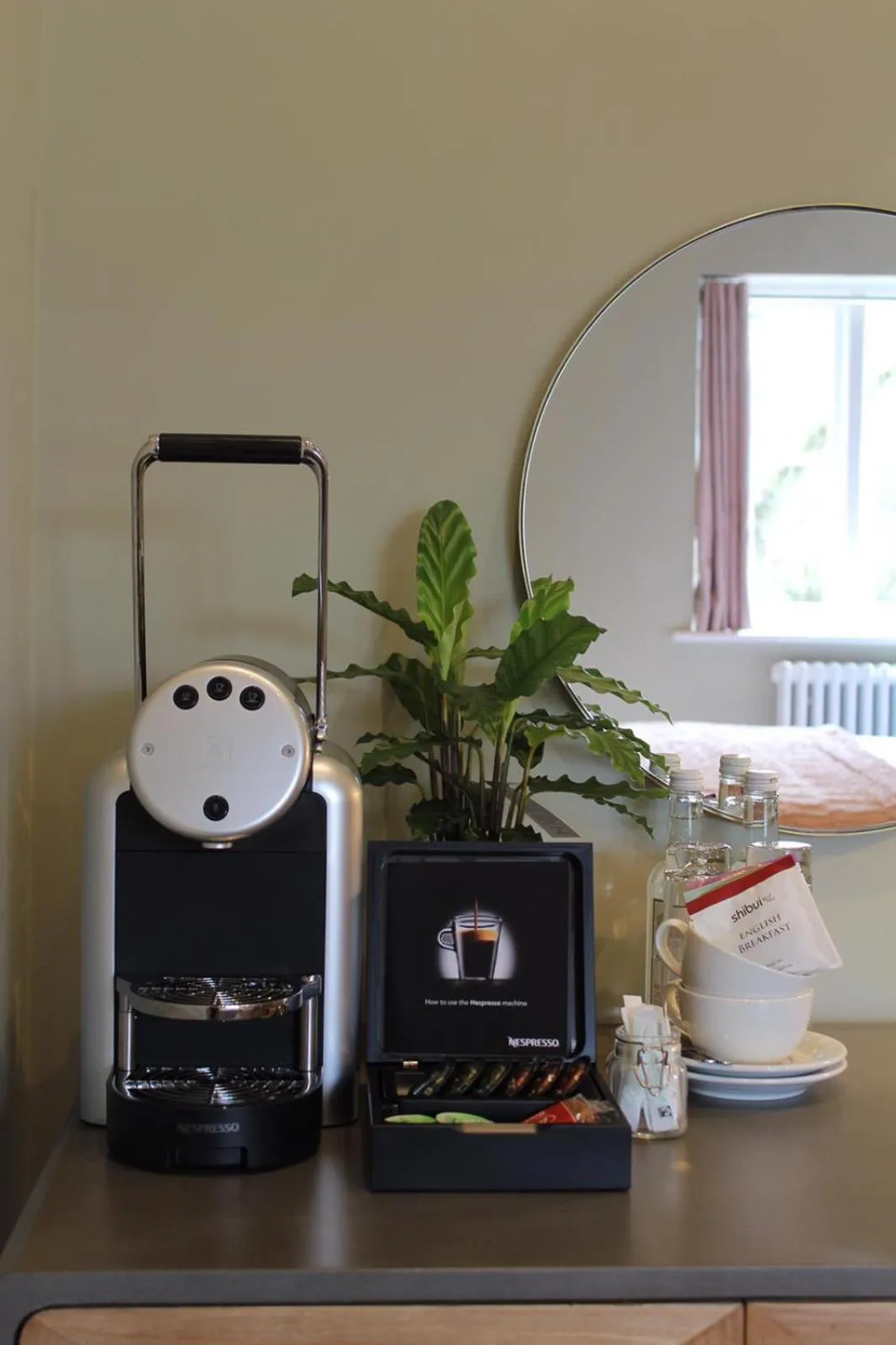 Coffee/tea facilities in The Nags Head Hotel