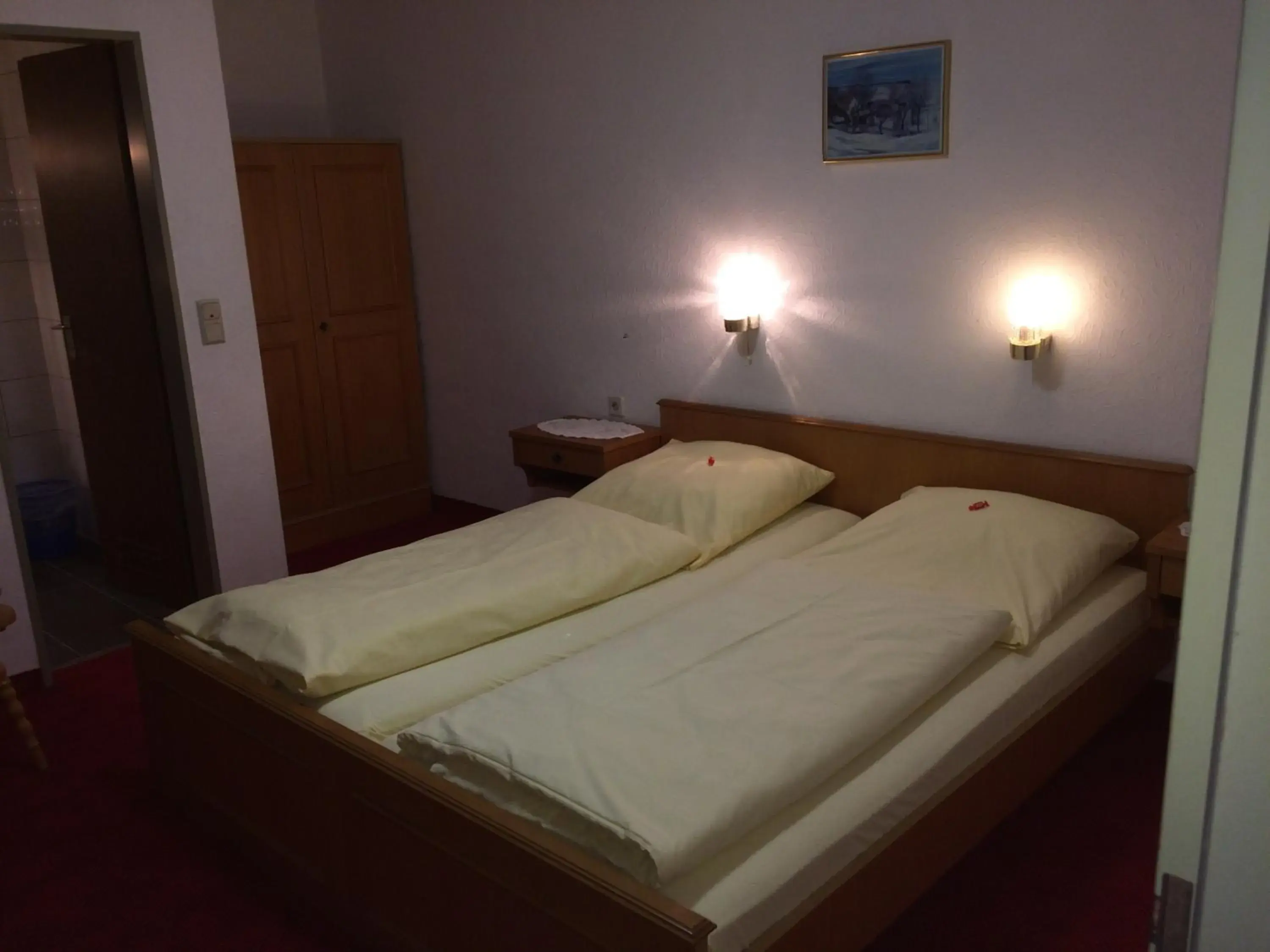 Double Room - single occupancy in Hotel-Restaurant Hellmann Double Room - single occupancy in Hotel-Restaurant Hellmann