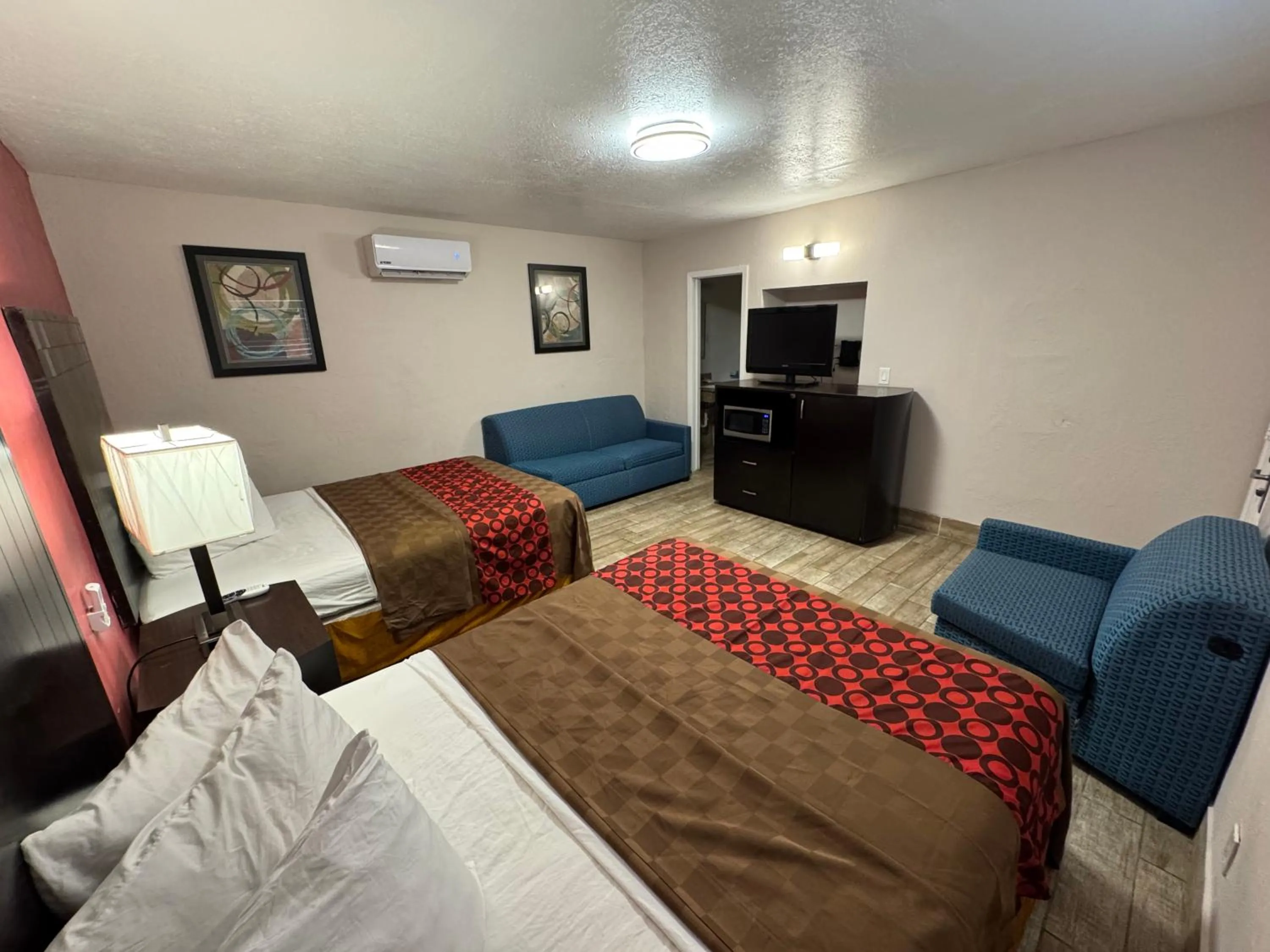 Bed in Western Motel