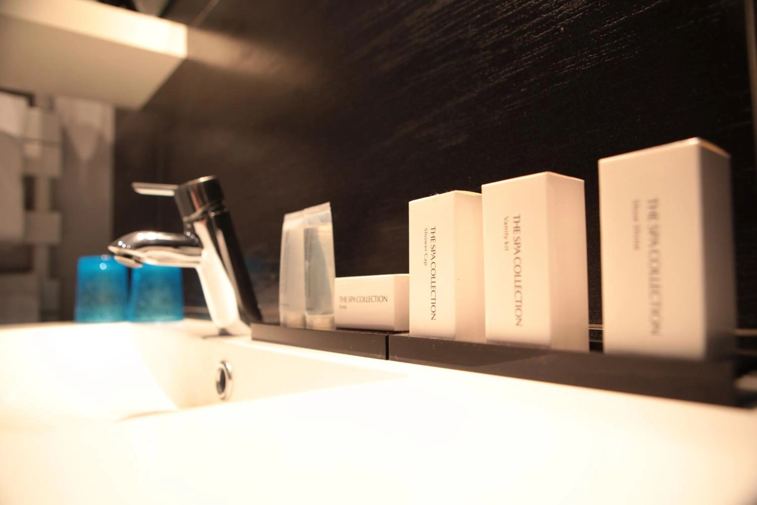 Bathroom in L'Esplanade Lille