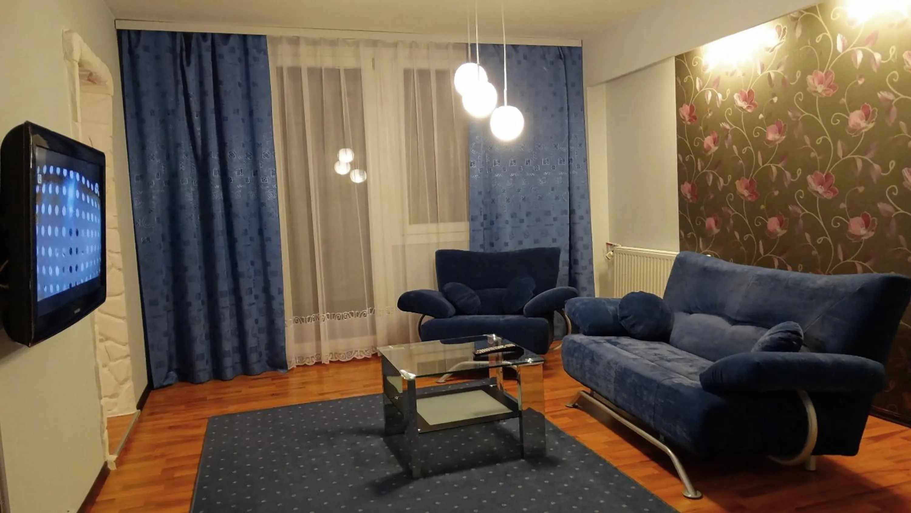 Shower in Hotel Junior