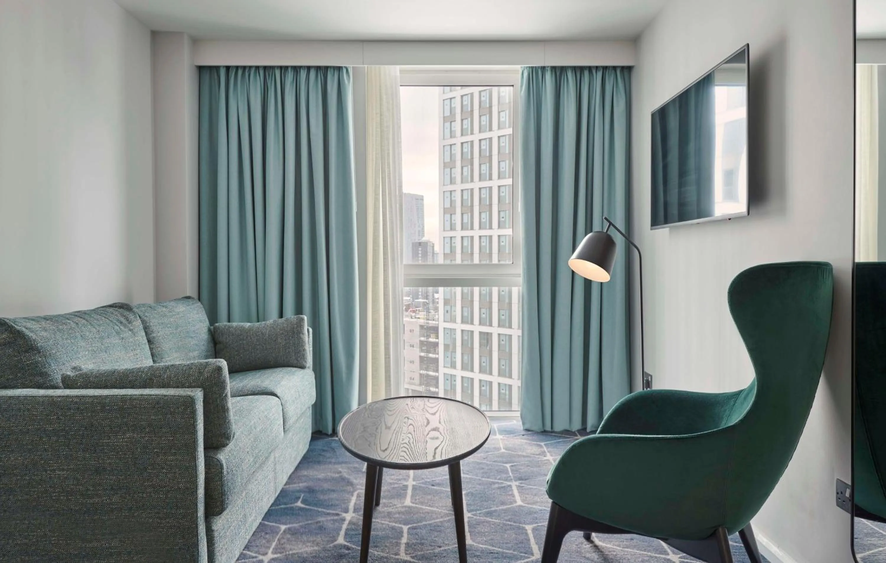 Photo of the whole room in Hyatt House London Stratford - Aparthotel