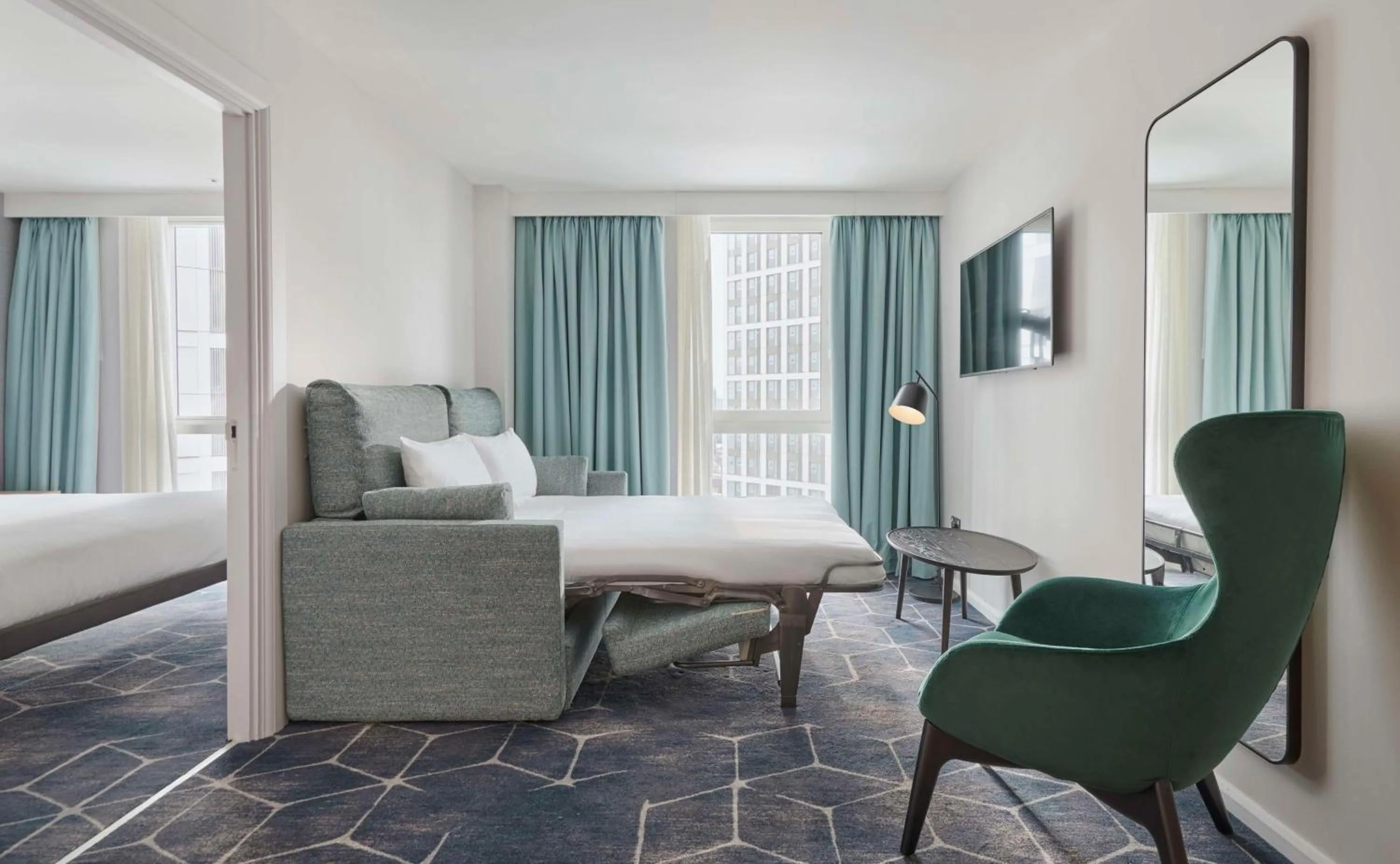 Photo of the whole room, Bed in Hyatt House London Stratford - Aparthotel