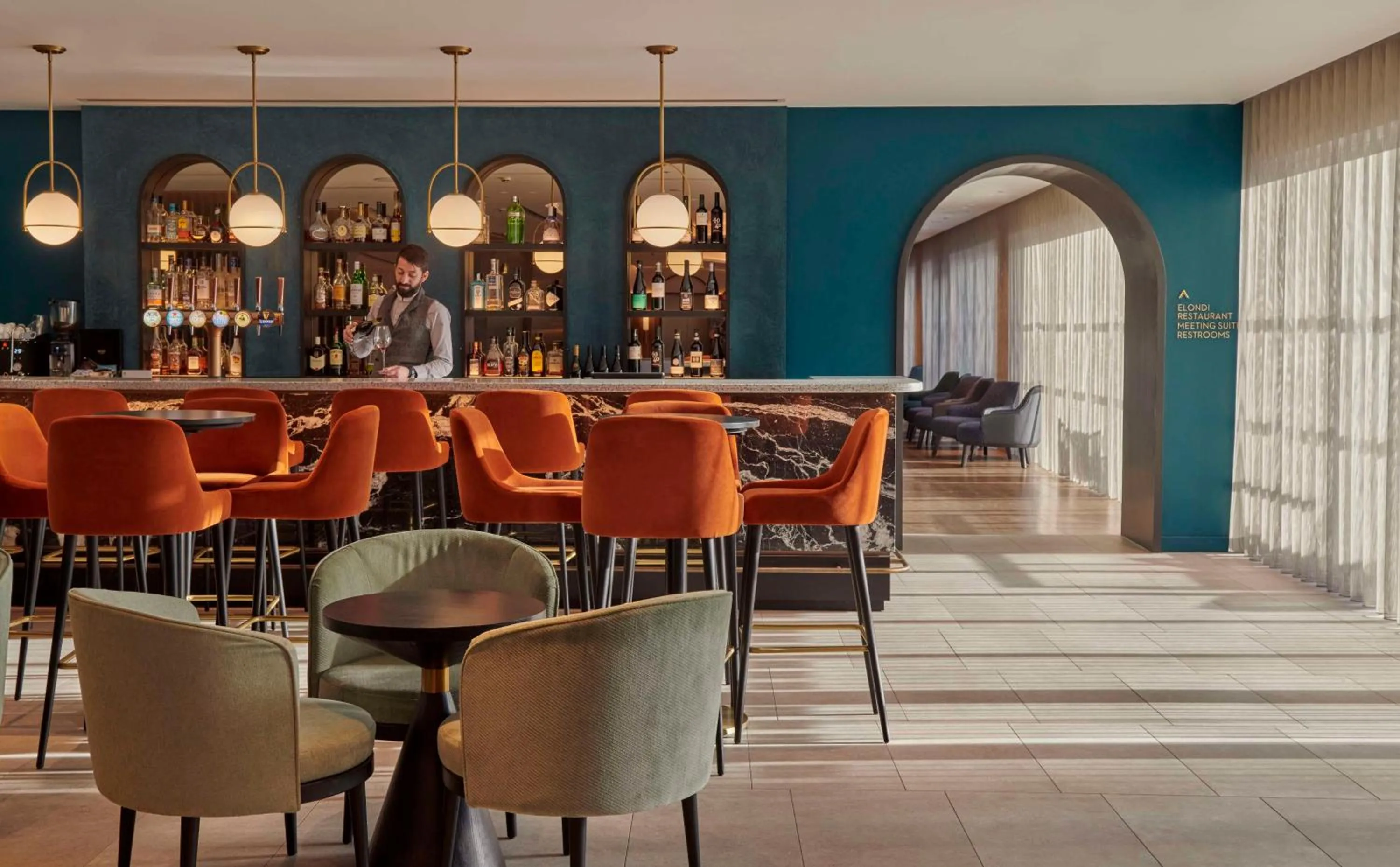 Lounge or bar in Hyatt House London Stratford - Aparthotel