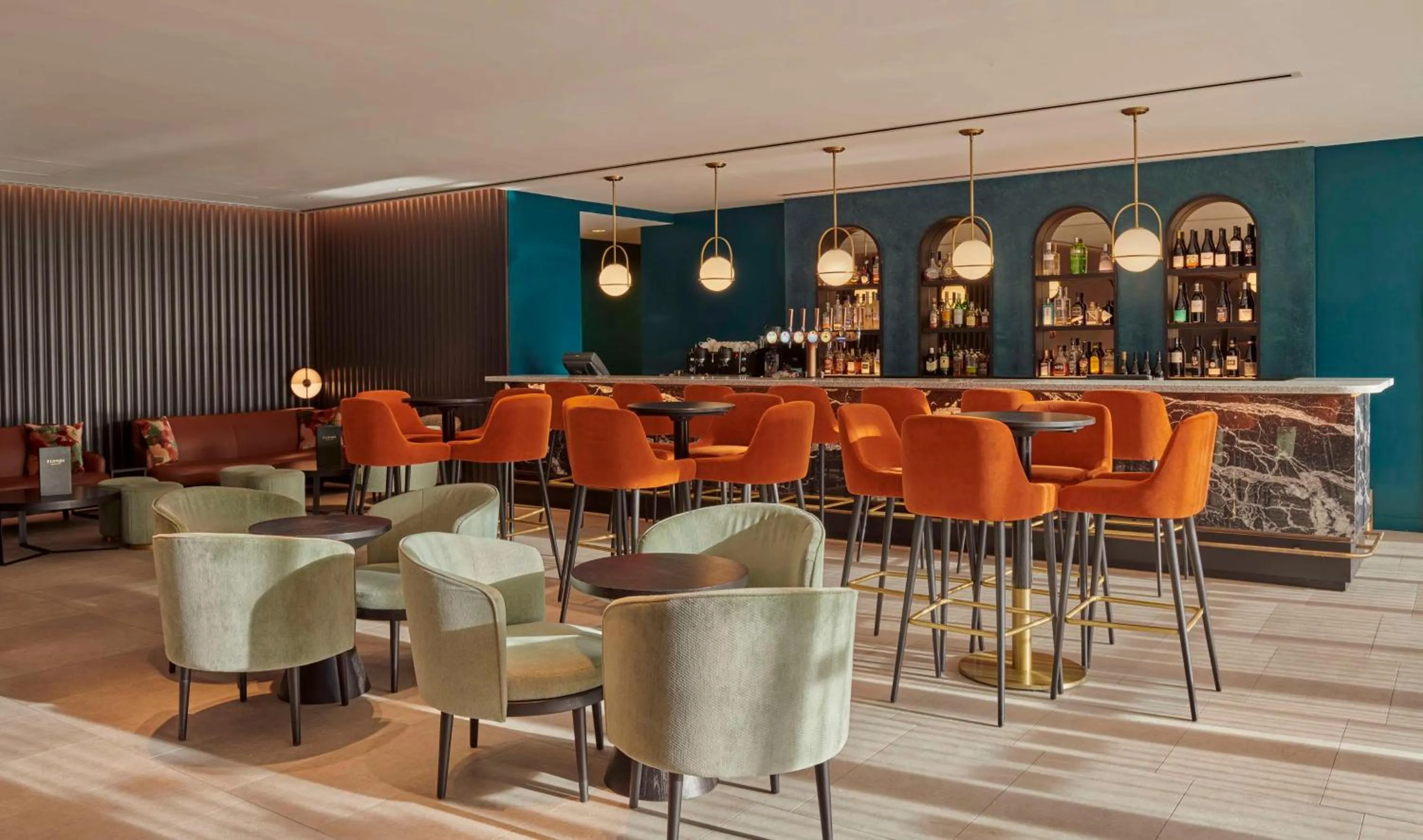Lounge or bar in Hyatt House London Stratford - Aparthotel