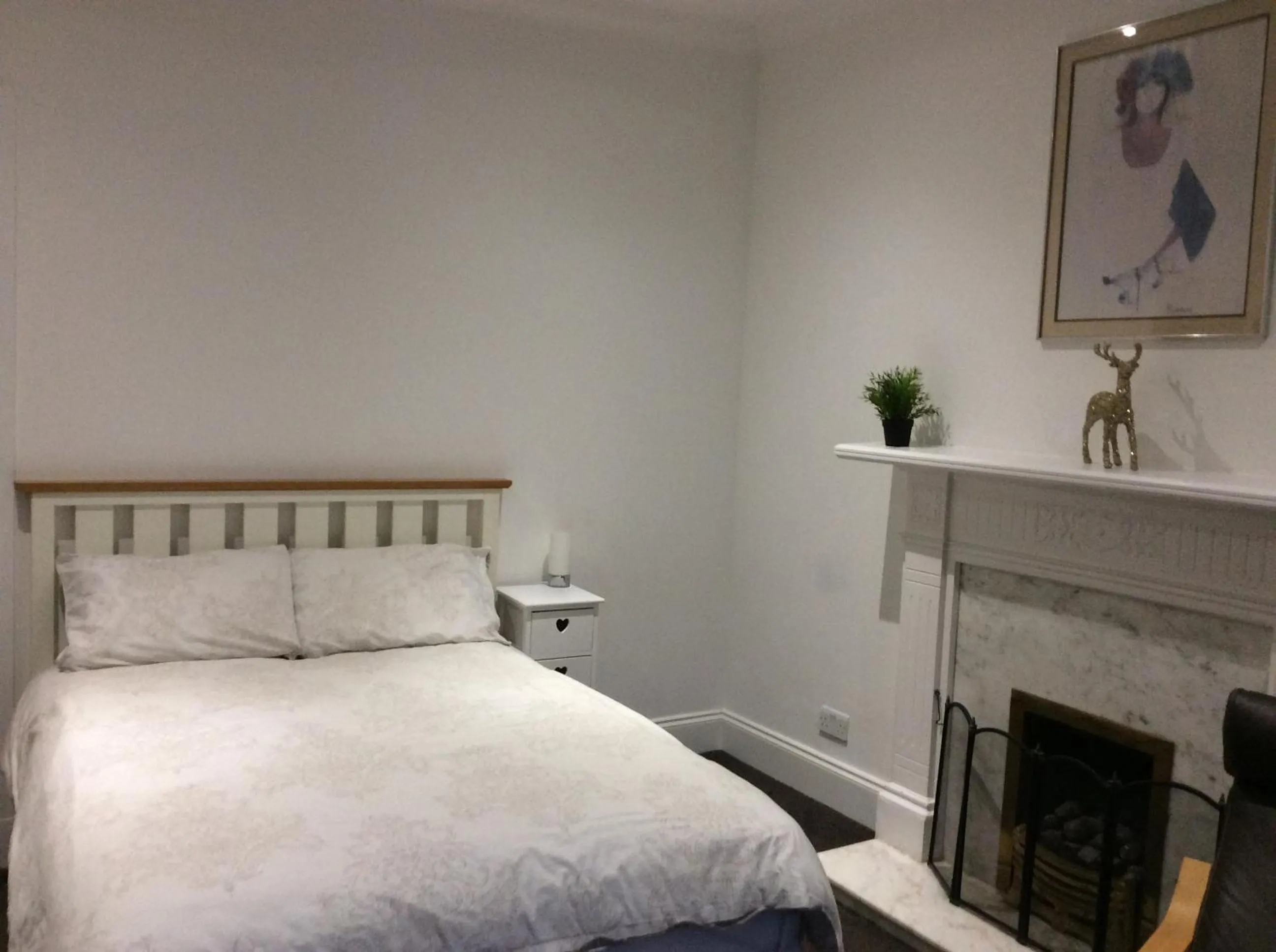 Bed in West Highland Way Rooms ED30002F