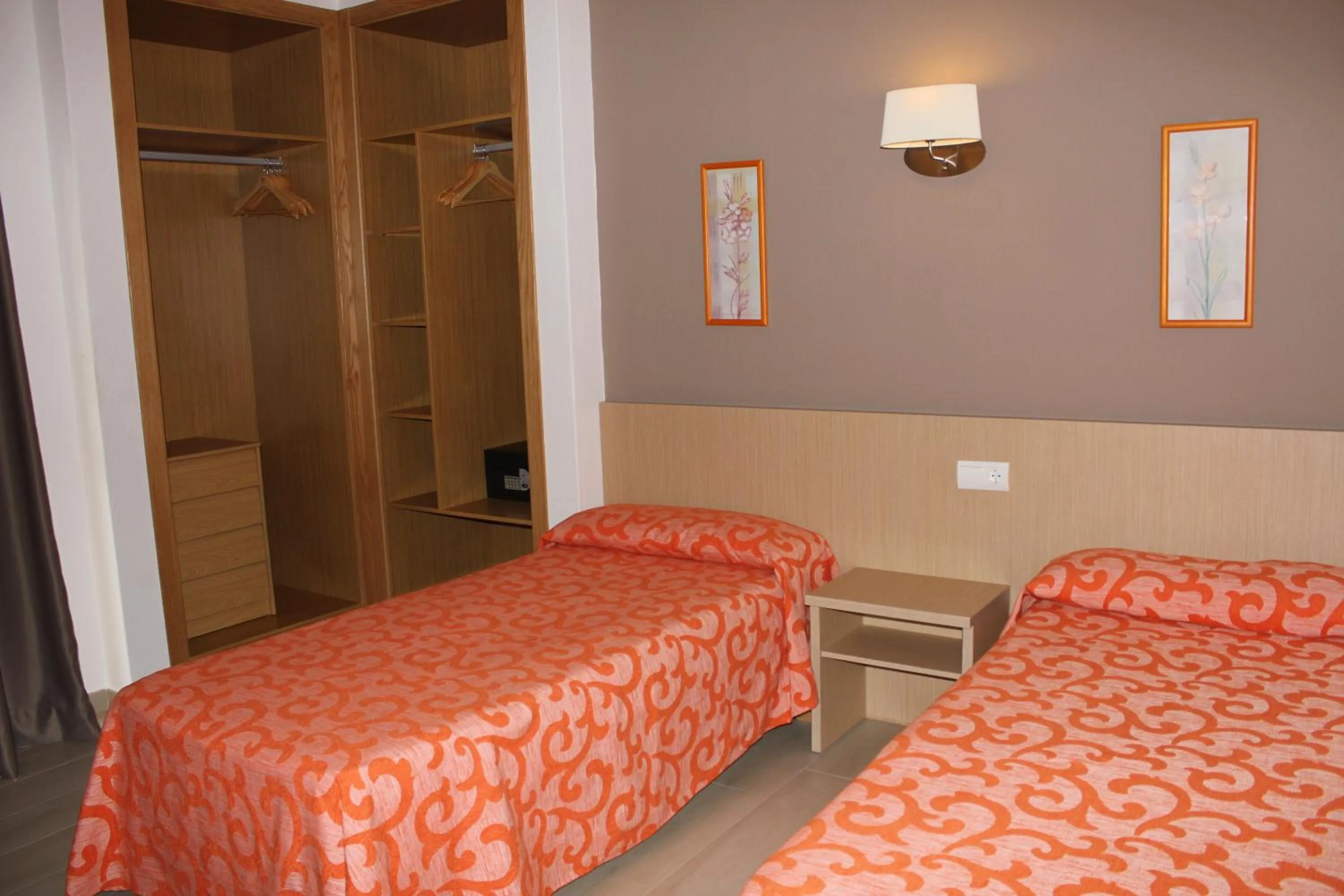 Photo of the whole room, Bed in Apartamentos Orvay