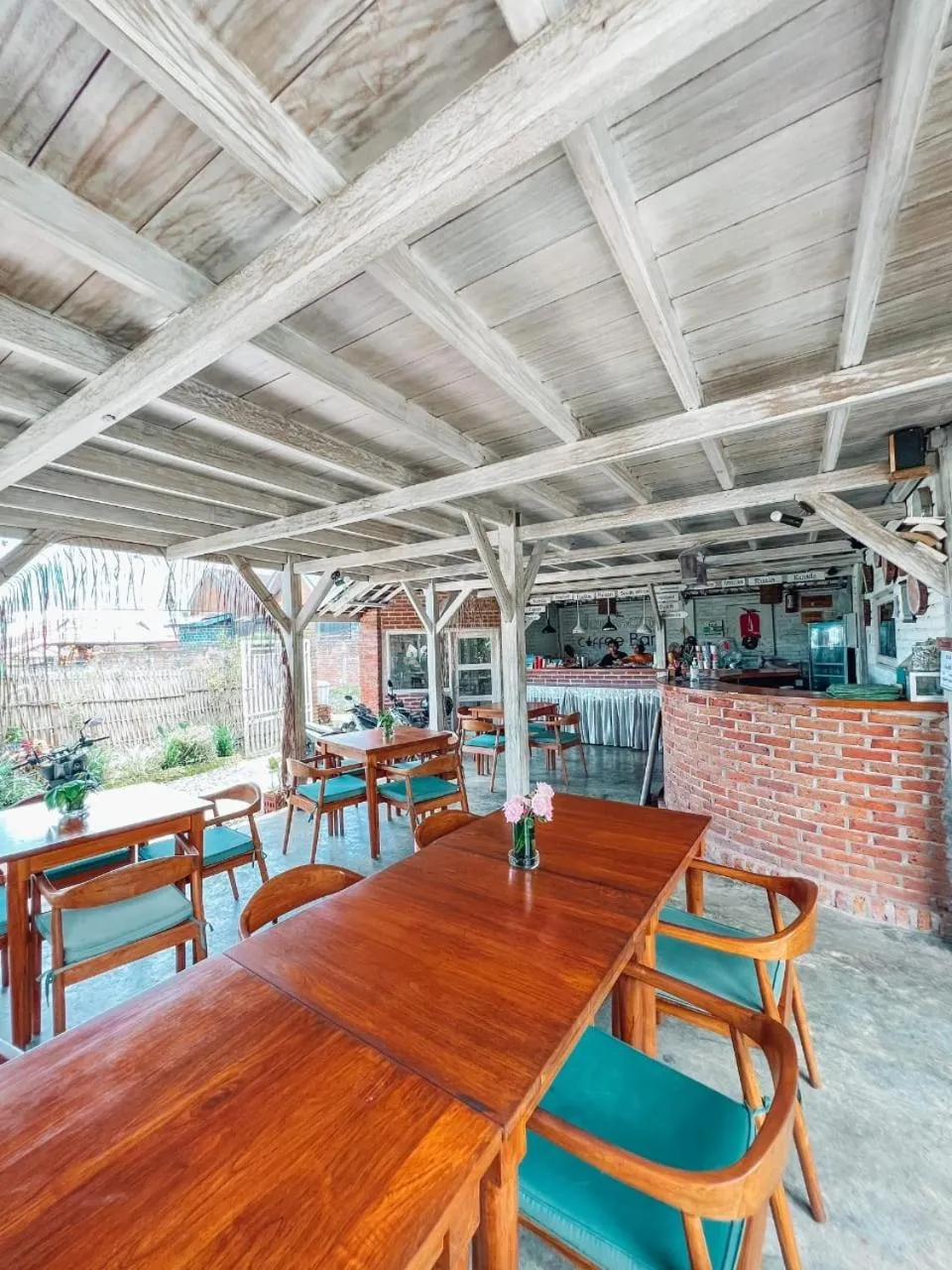 Restaurant/places to eat in Tetebatu Flush Harmony