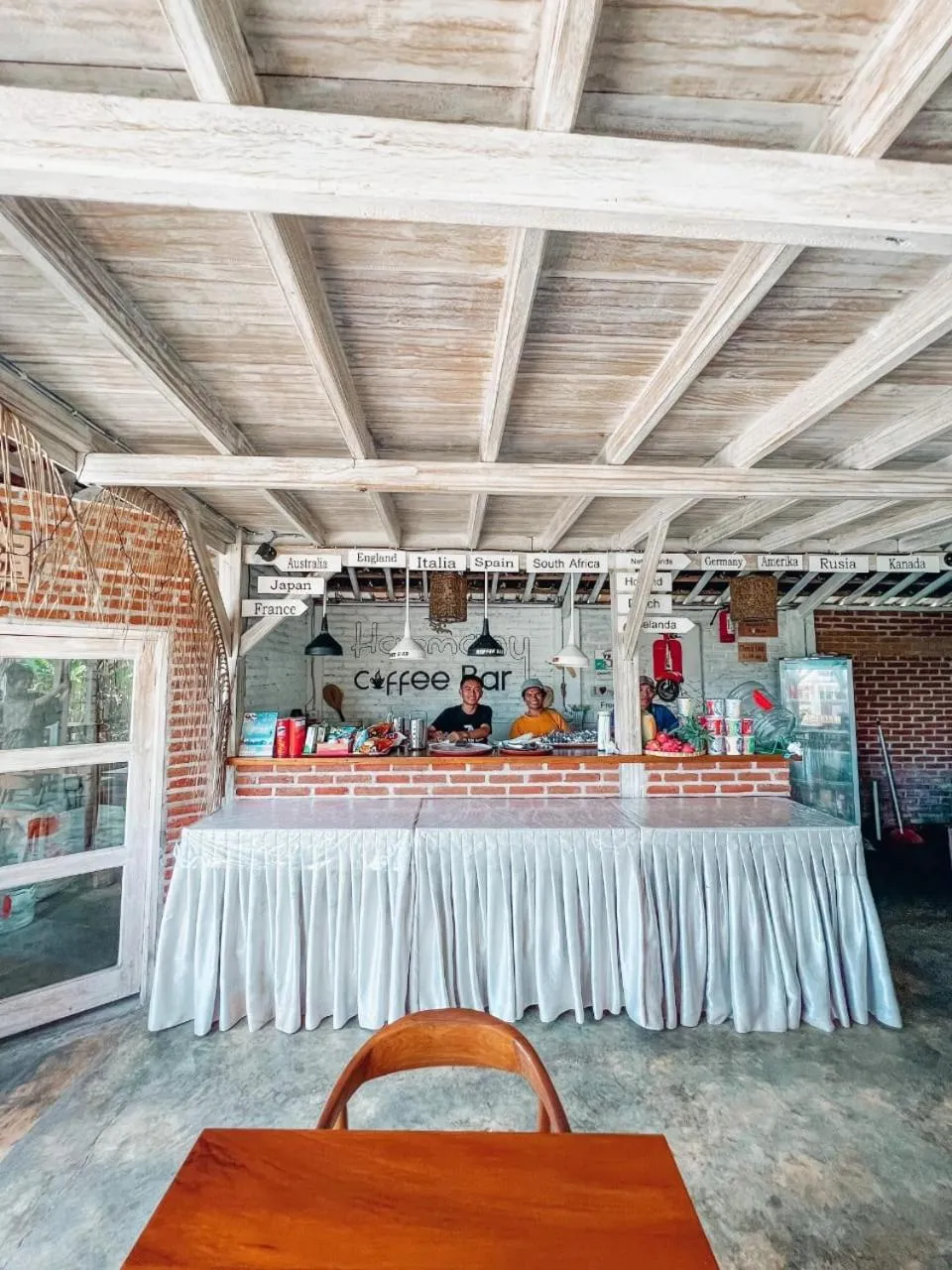 Restaurant/places to eat in Tetebatu Flush Harmony