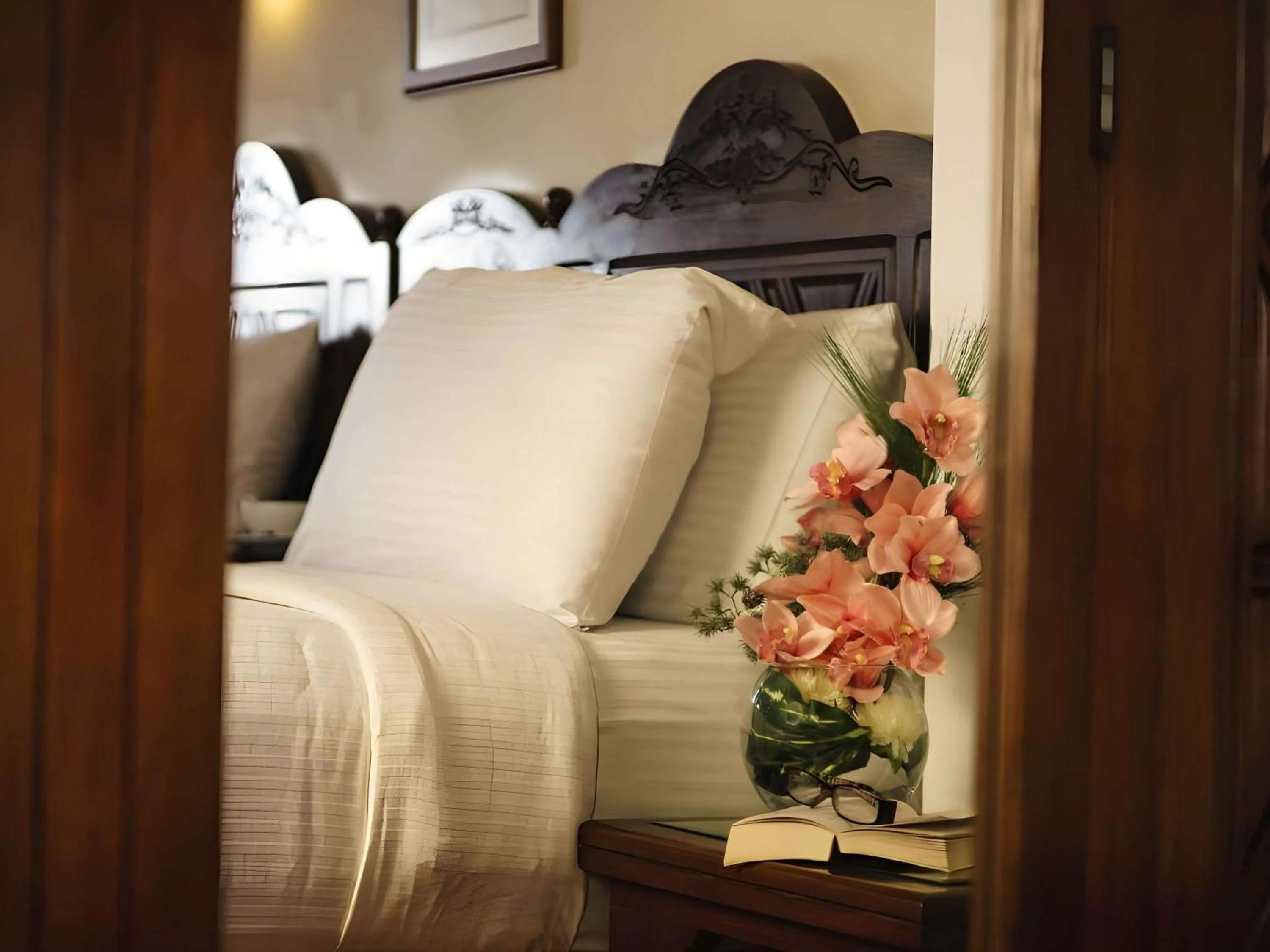 Bedroom, Bed in Movenpick Resort Sharm El Sheikh