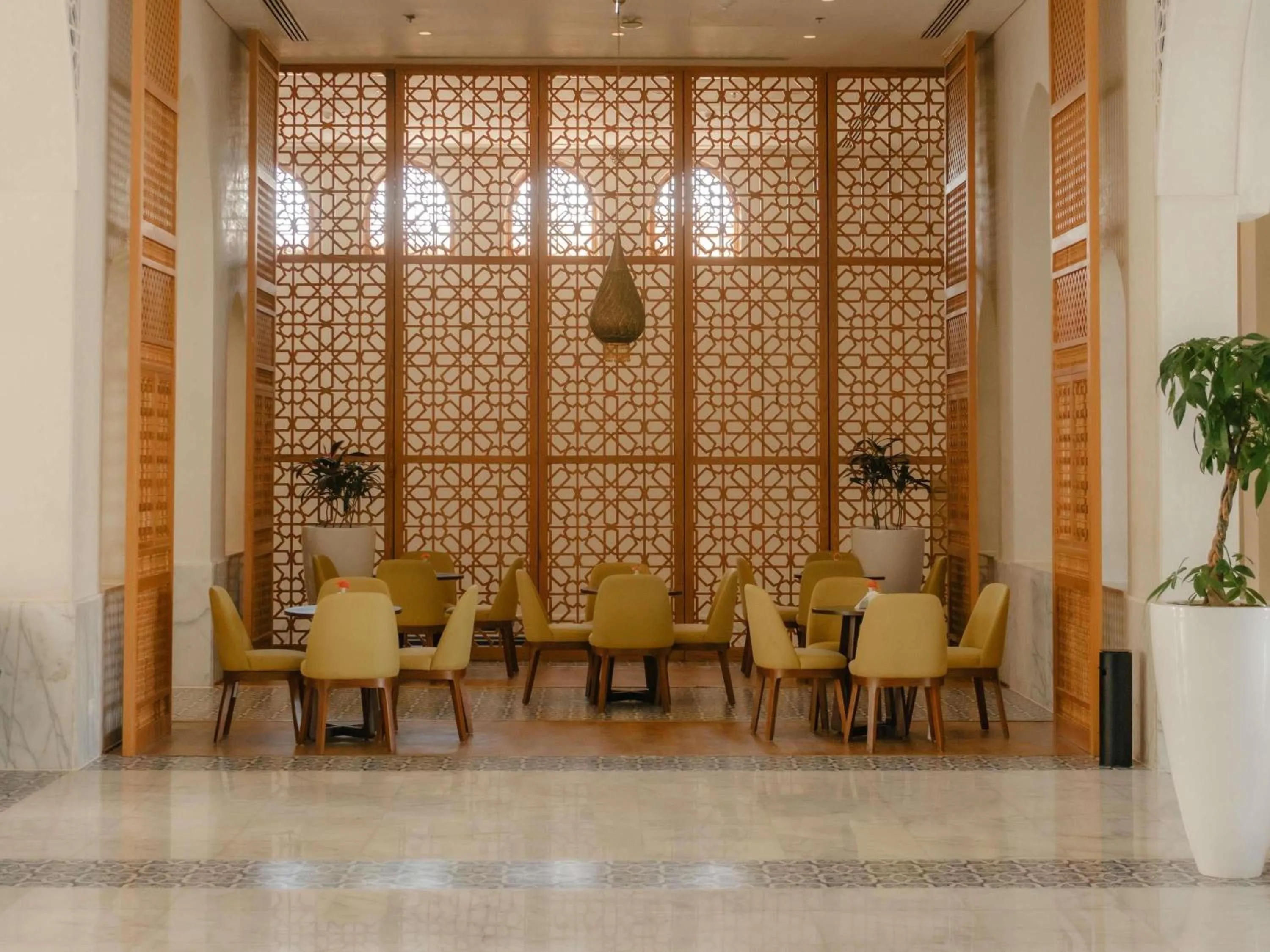 Lounge or bar in Movenpick Resort Sharm El Sheikh