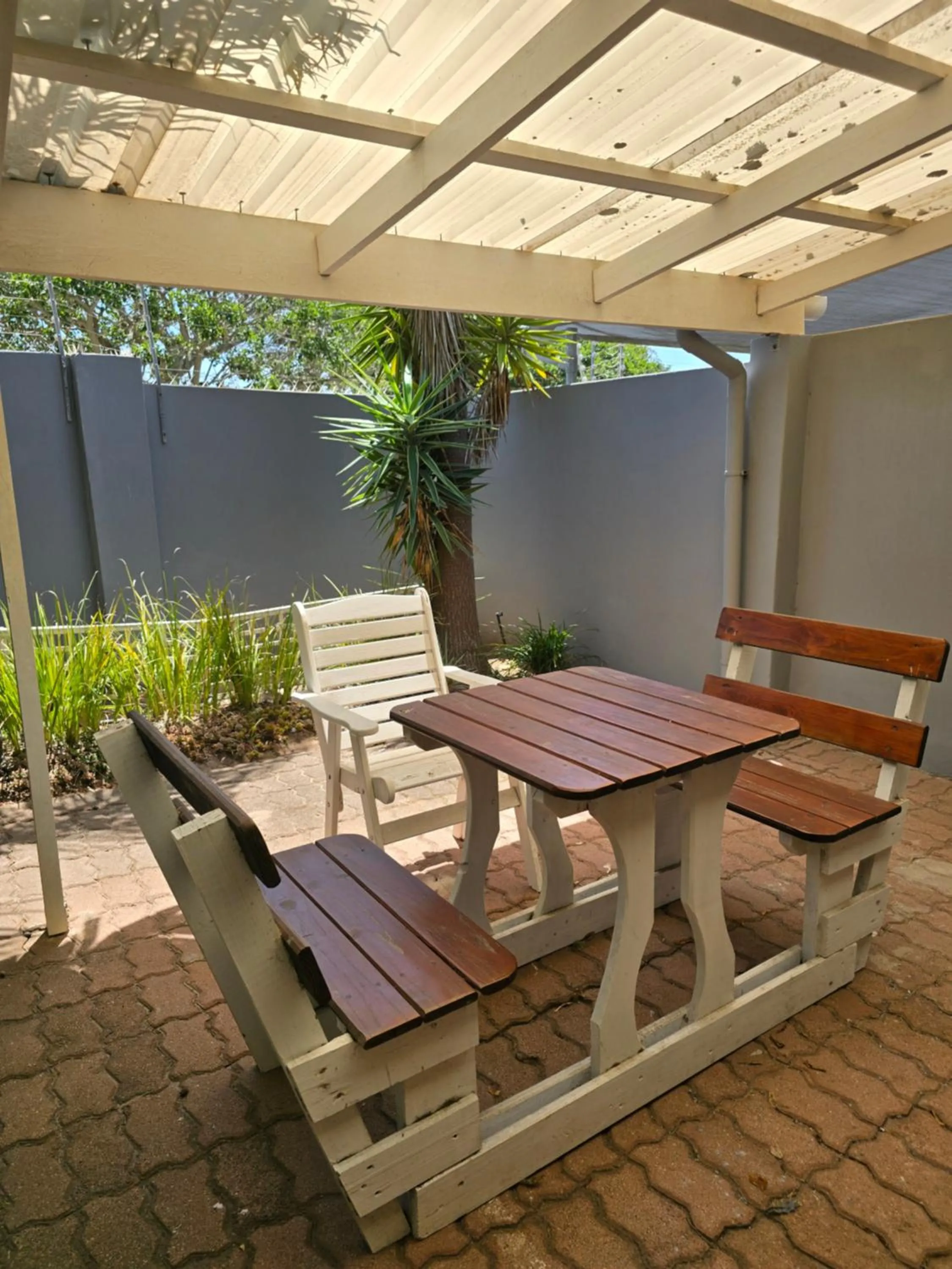 Patio in Bayside Guesthouse