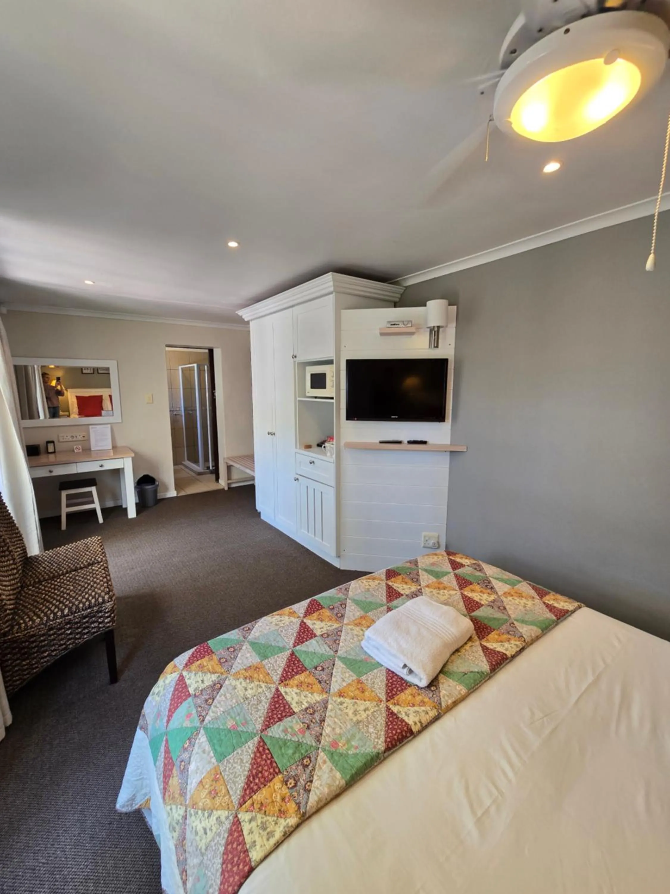 Photo of the whole room, Bed in Bayside Guesthouse