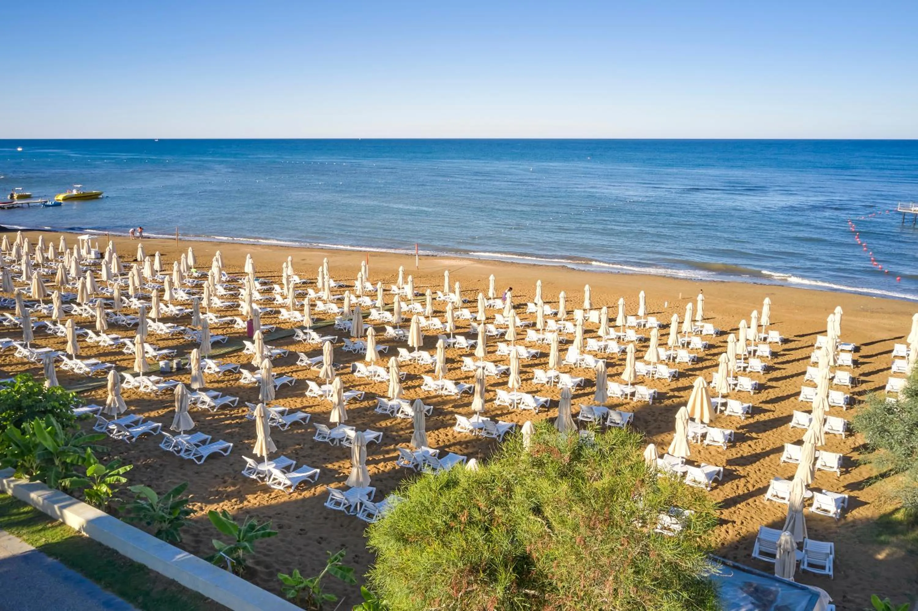 Property building in Seaden Corolla Hotel