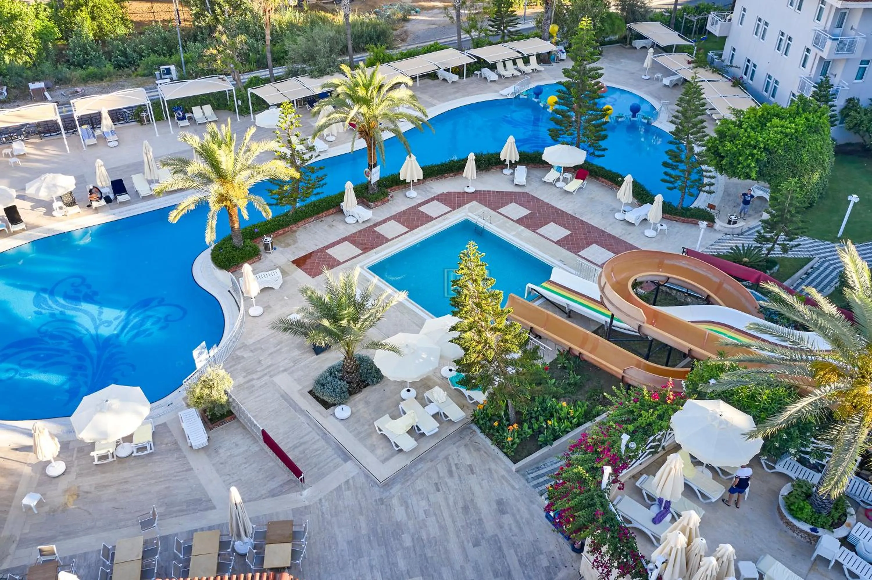 Property building in Seaden Corolla Hotel