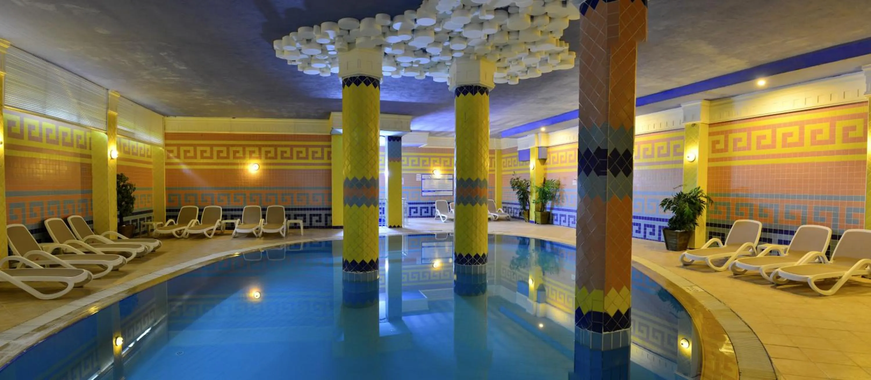 Property building in Seaden Corolla Hotel