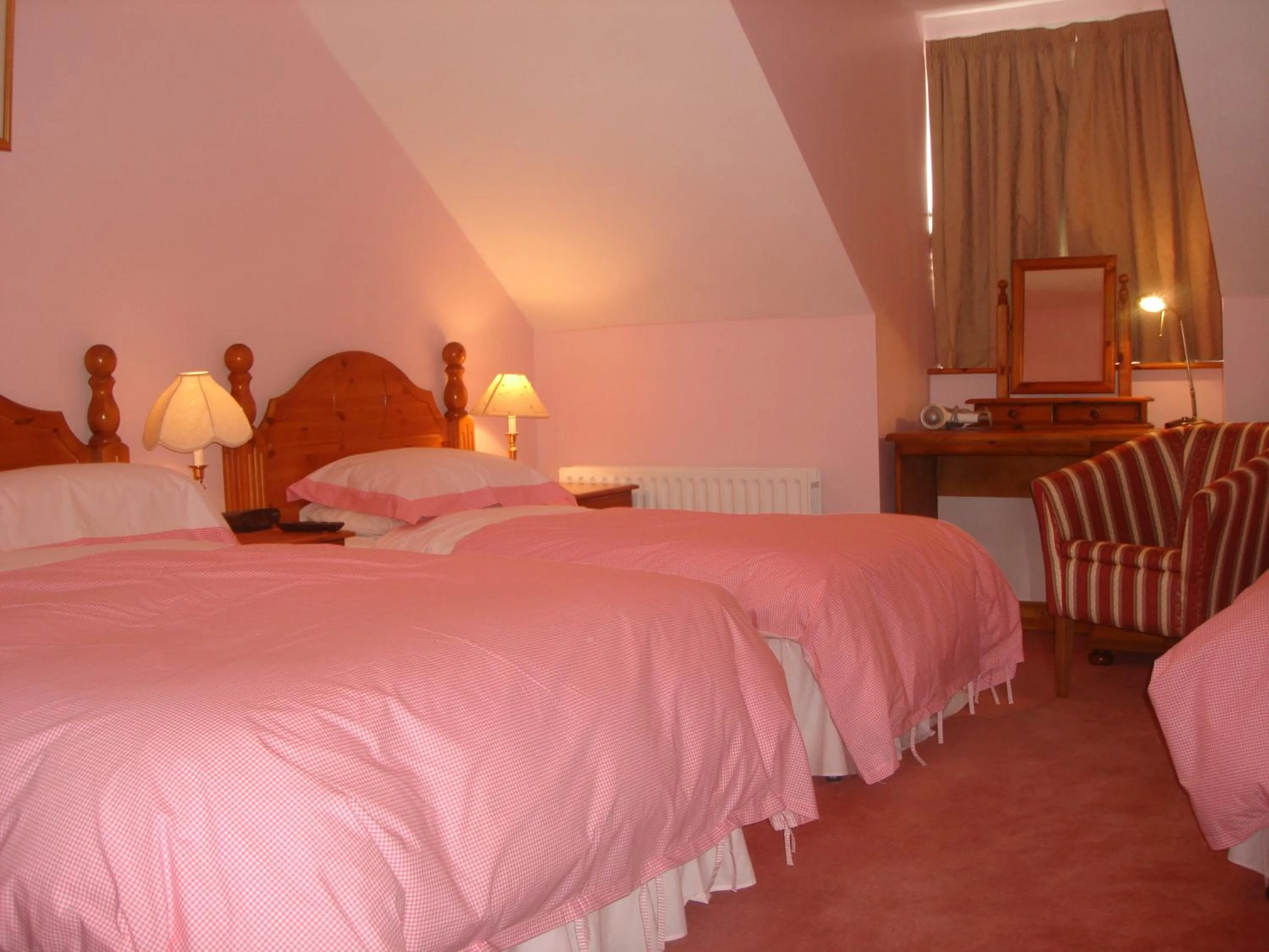 Bed in Rosmo House B&B