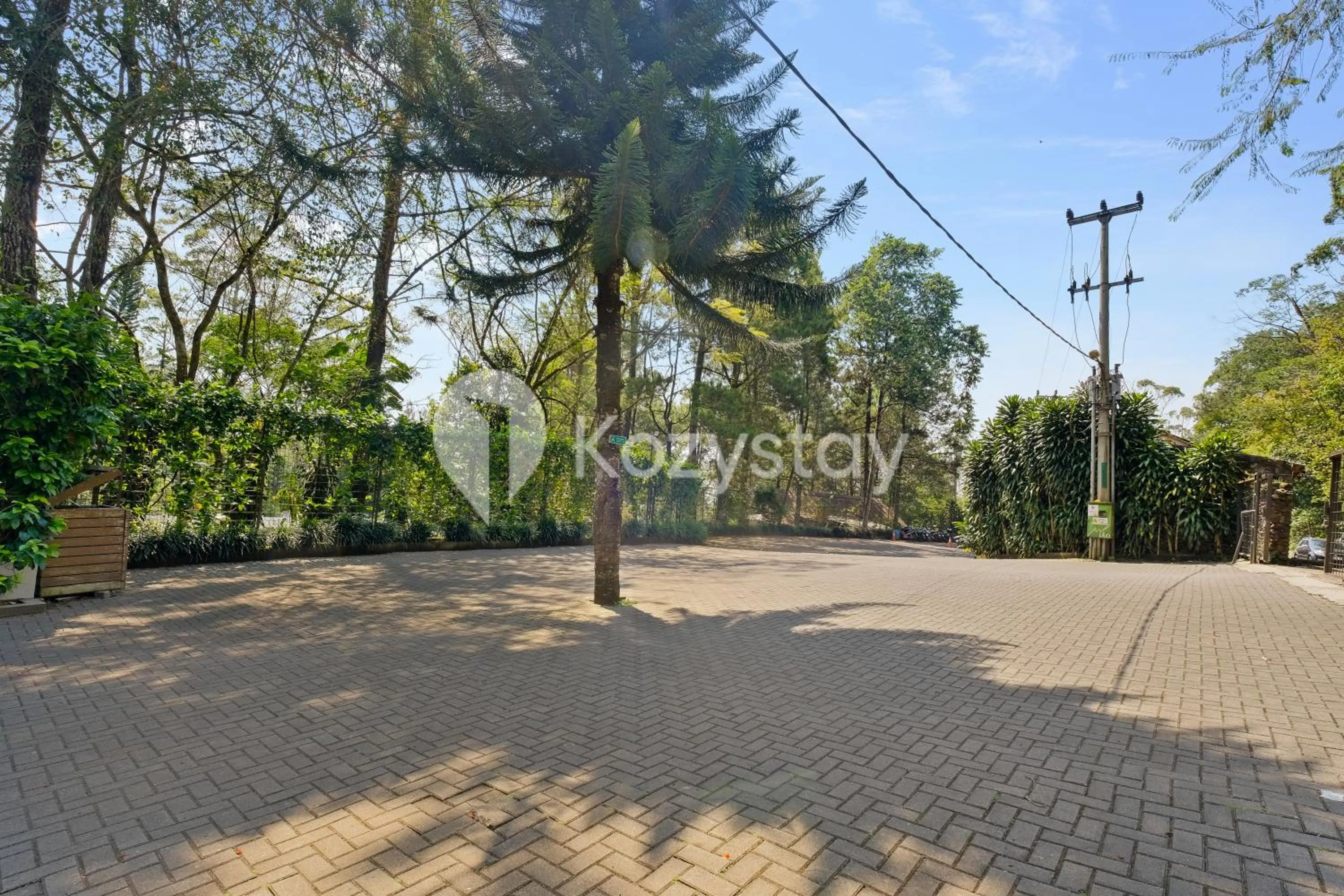 Parking in Taman Wisata Bougenville by Kozystay